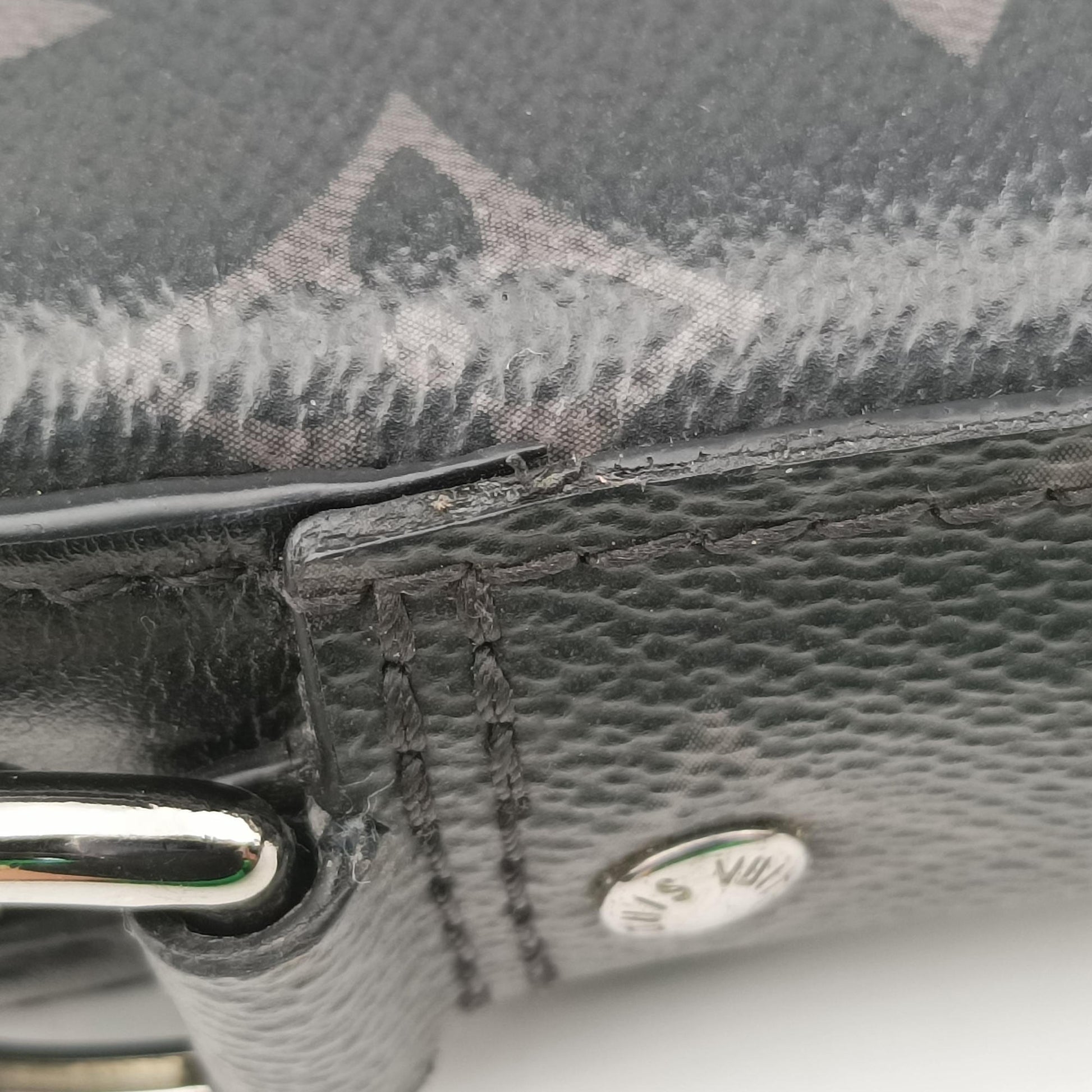 Trio Messenger black Monogram Eclipse Reverse M69443 IC Chipトリオ メッセンジャー ブラック モノグラム エクリプス リバース M69443 ICチップ