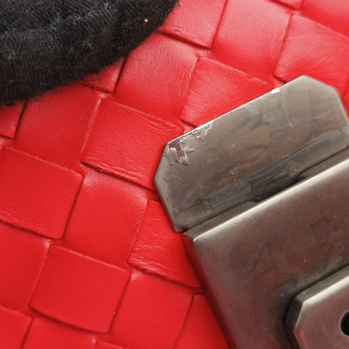 Pre-owned Bottega Veneta Roma Intrecciato Red lambskin  shoulderbag | stylenewstar