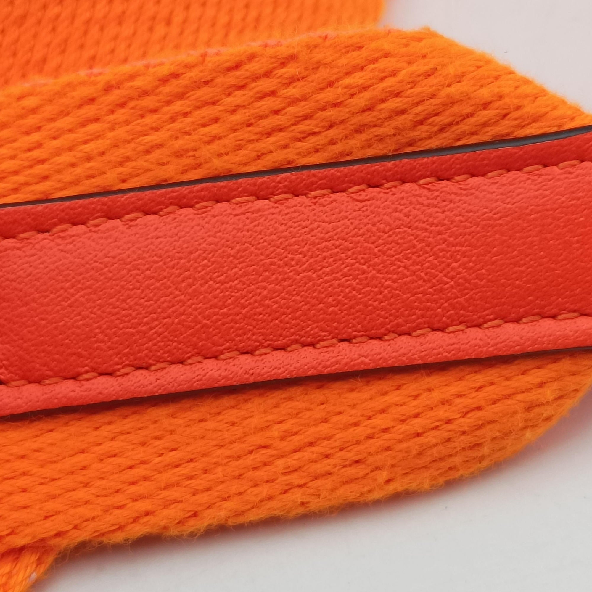 Heel Pouch mini Orange Leather 102011ヒールポーチミニ オレンジ レザー 102011