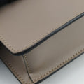 F is Beige Leather 8BM005 8BM005 A0KK 189-8210エフ イズ ベージュ レザー 8BM005 8BM005 A0KK 189-8210