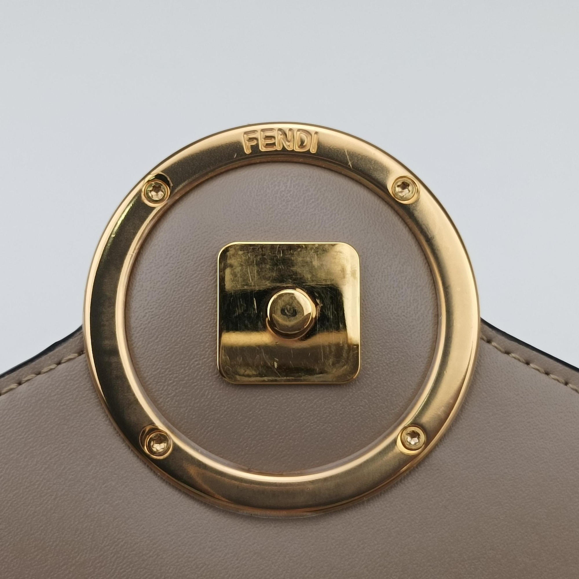 F is Beige Leather 8BM005 8BM005 A0KK 189-8210エフ イズ ベージュ レザー 8BM005 8BM005 A0KK 189-8210