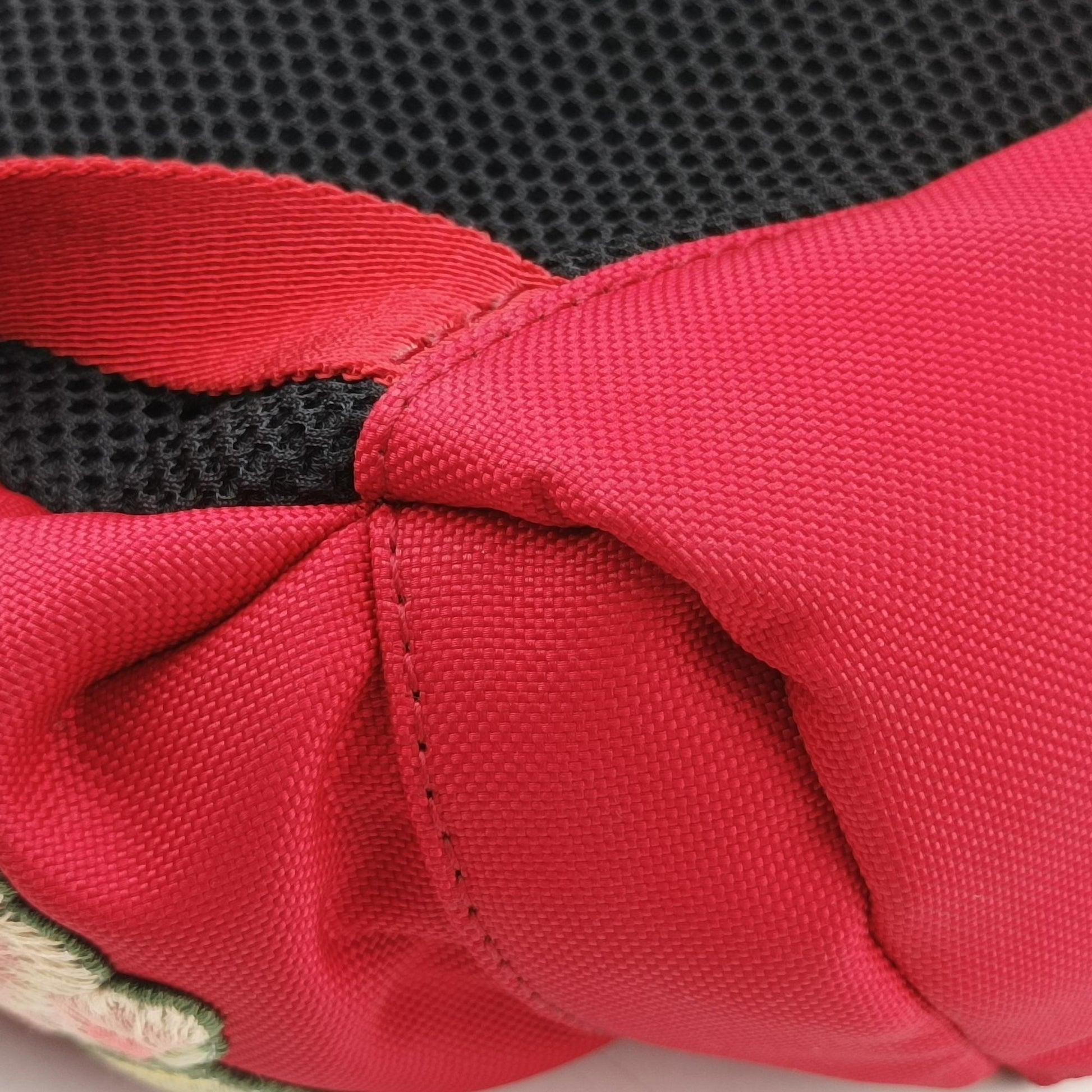 Techno Vintage Web L'Aveugle Par Amour Embroidered Red canvas 478327 A02199779テクノ ヴィンテージ ウェブ ラヴーグル パル アムール 刺繍 レッド キャンバス 478327 A02199779