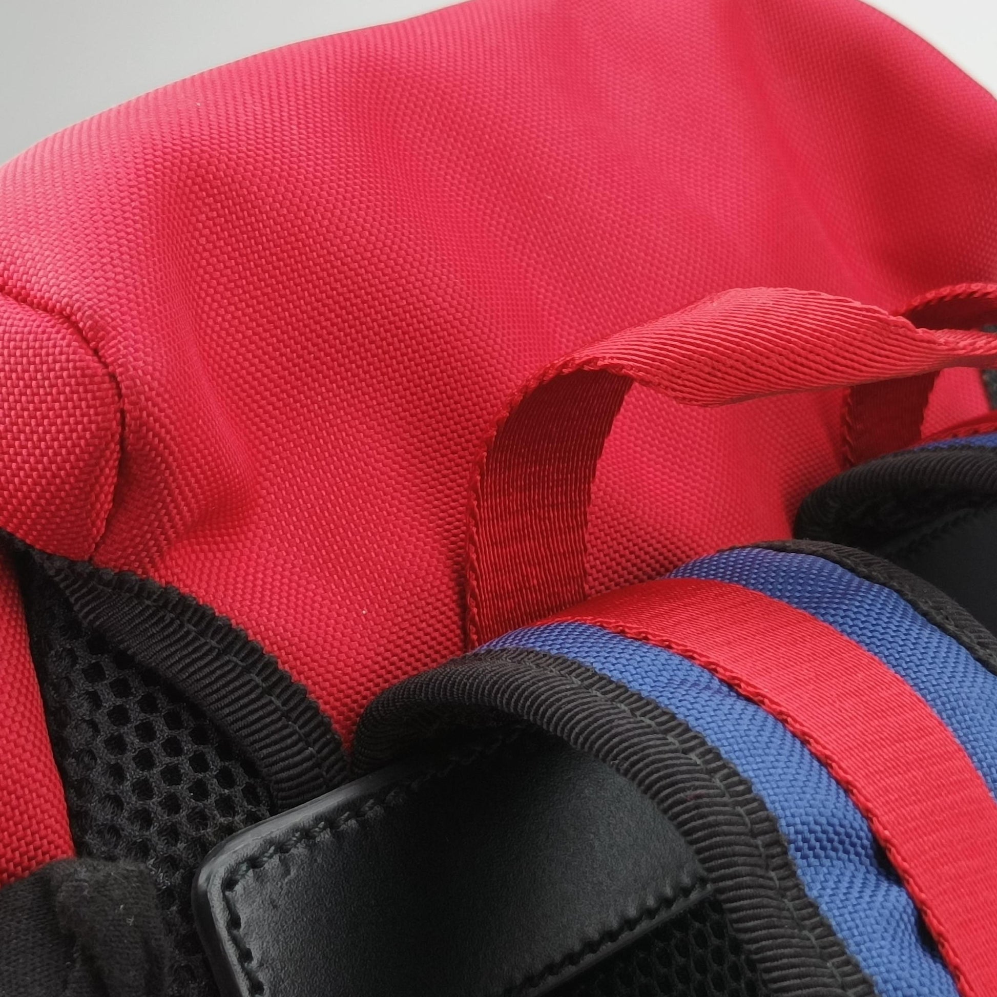 Techno Vintage Web L'Aveugle Par Amour Embroidered Red canvas 478327 A02199779テクノ ヴィンテージ ウェブ ラヴーグル パル アムール 刺繍 レッド キャンバス 478327 A02199779