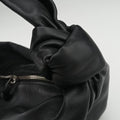 Double Knot Black lambskin P01811968Gダブルノット ミニ ブラック ラムスキン P01811968G
