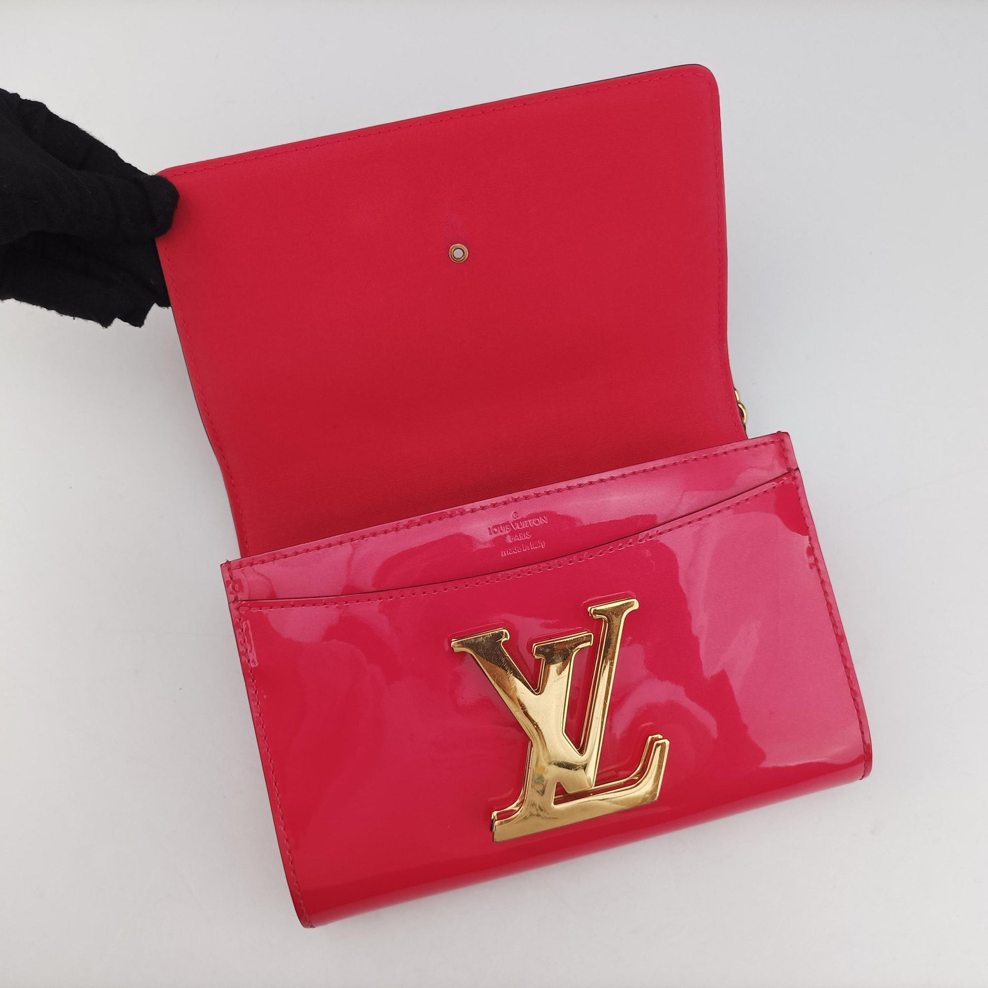 Pochette Louise MM ROSE INDIEN Vernis M94270 PL1146ポシェット ルイーズMM ローズ アンディアン ヴェルニ M94270 PL1146