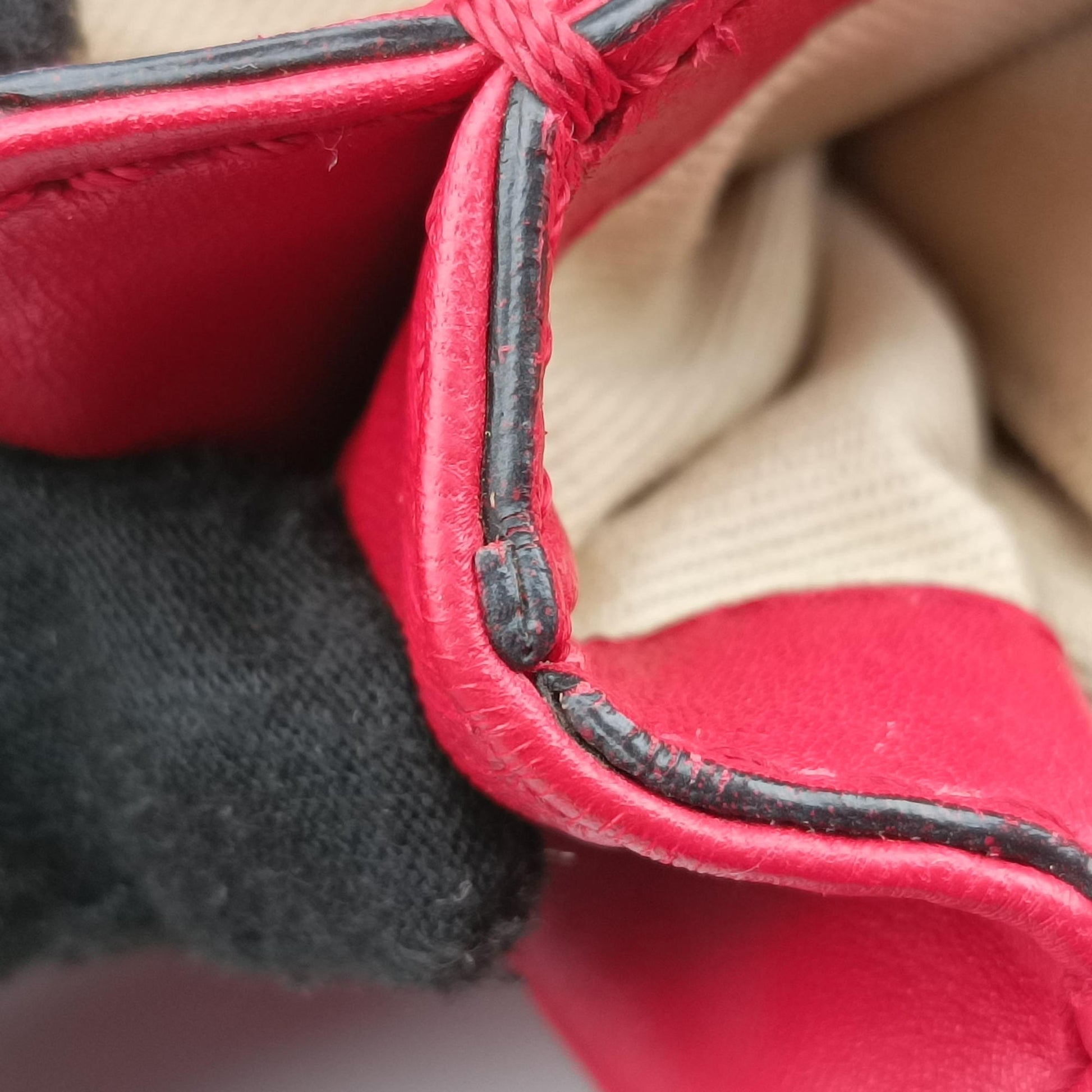 Rockstud VA VA VOOM Red Leather 8GD039NGI3ロックスタッズ ヴァ ヴァ ヴーム レッド レザー 8GD039NGI3