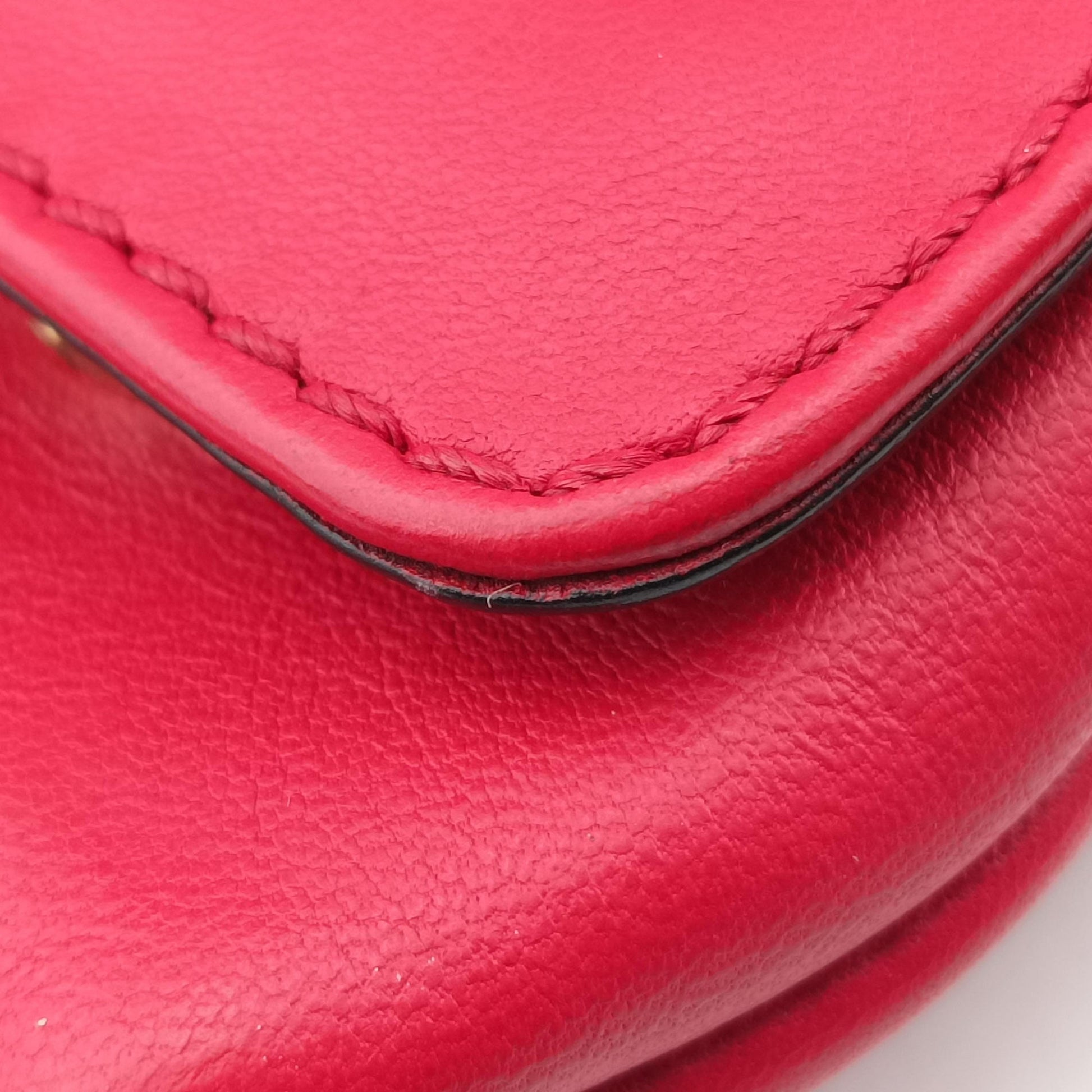 Rockstud VA VA VOOM Red Leather 8GD039NGI3ロックスタッズ ヴァ ヴァ ヴーム レッド レザー 8GD039NGI3