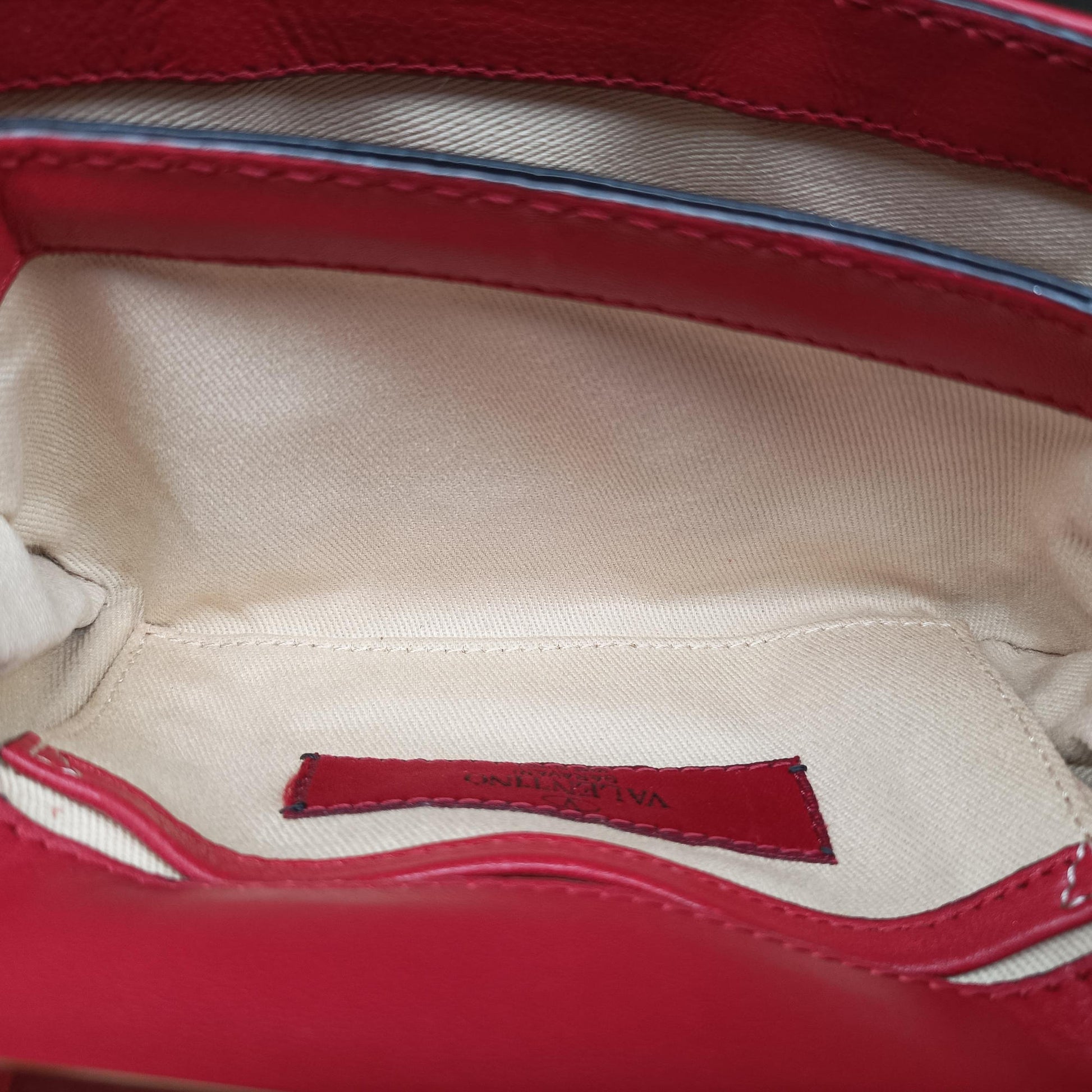 Rockstud VA VA VOOM Red Leather 8GD039NGI3ロックスタッズ ヴァ ヴァ ヴーム レッド レザー 8GD039NGI3