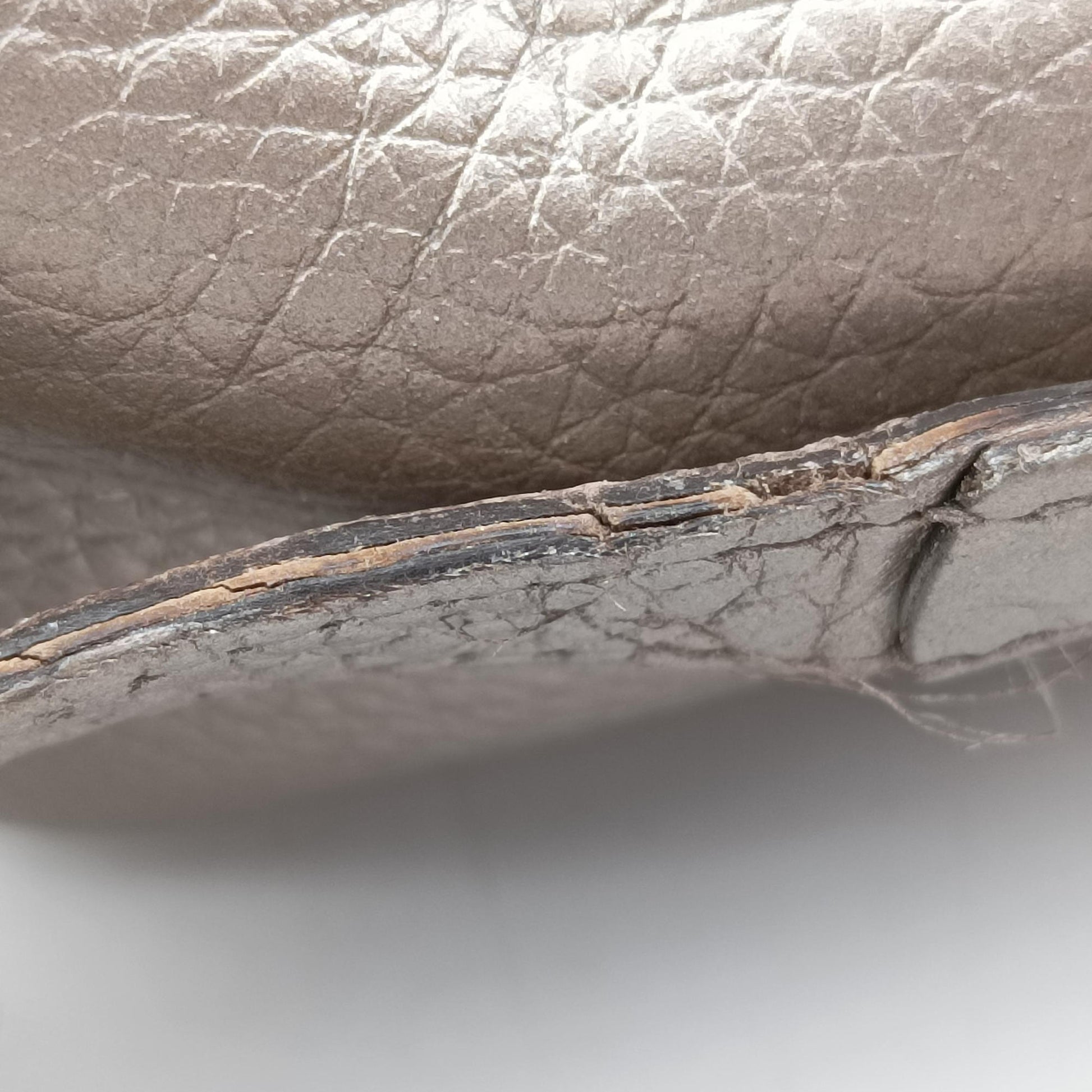 Soho Golden Leather 308364 A017770571ソーホー ゴールド レザー 308364 A017770571