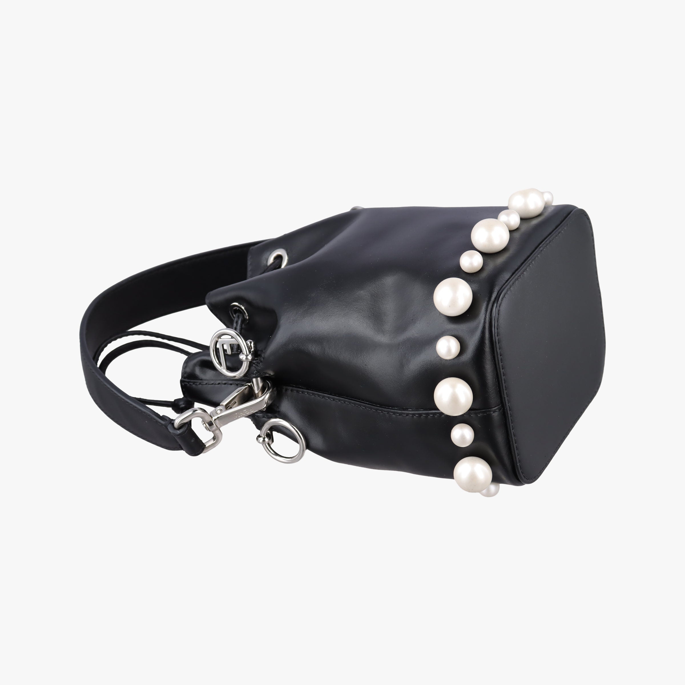 Mon Tresor Mini Bucket Black Leather 8BS010 8BS010 A1FH 188.8465ミニ モン トレゾール ブラック レザー 8BS010 8BS010 A1FH 188.8465
