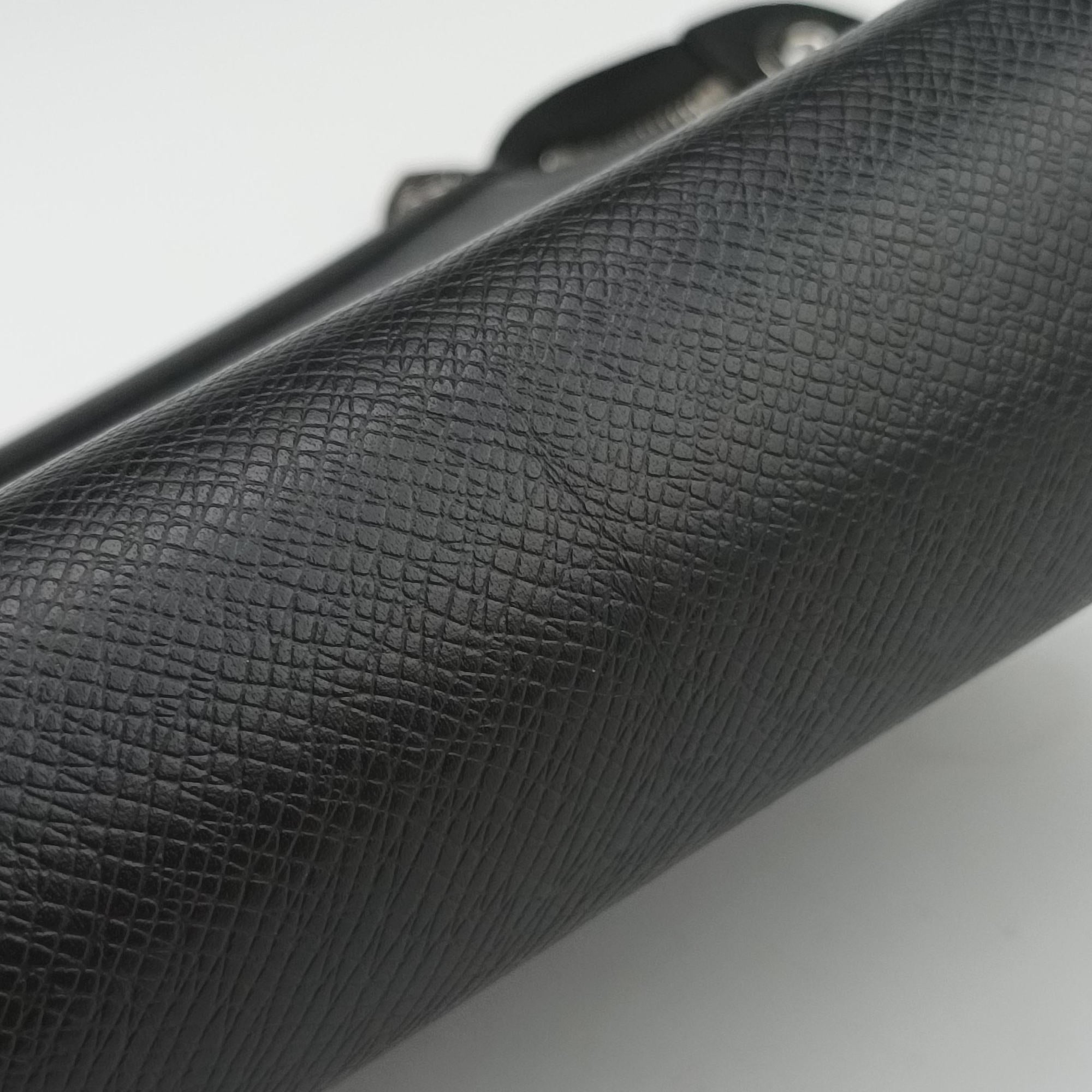 Pochette Voyage Ardoise Taiga M30187 TA3148ポシェットヴォワヤージュ アルドワーズ タイガ M30187 TA3148