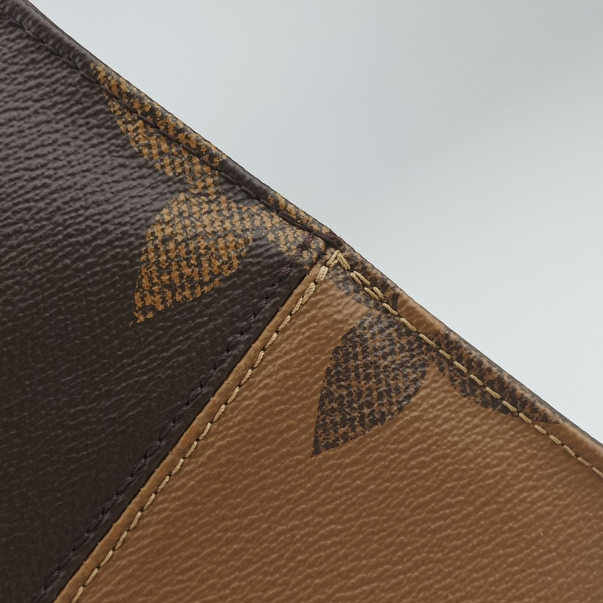 On the Go GM Brown Monogram Canvas M45320 TR3199 IC ChipオンザゴーGM モノグラム/ブラウン モノグラム キャンバス M45320 TR3199 ICチップ