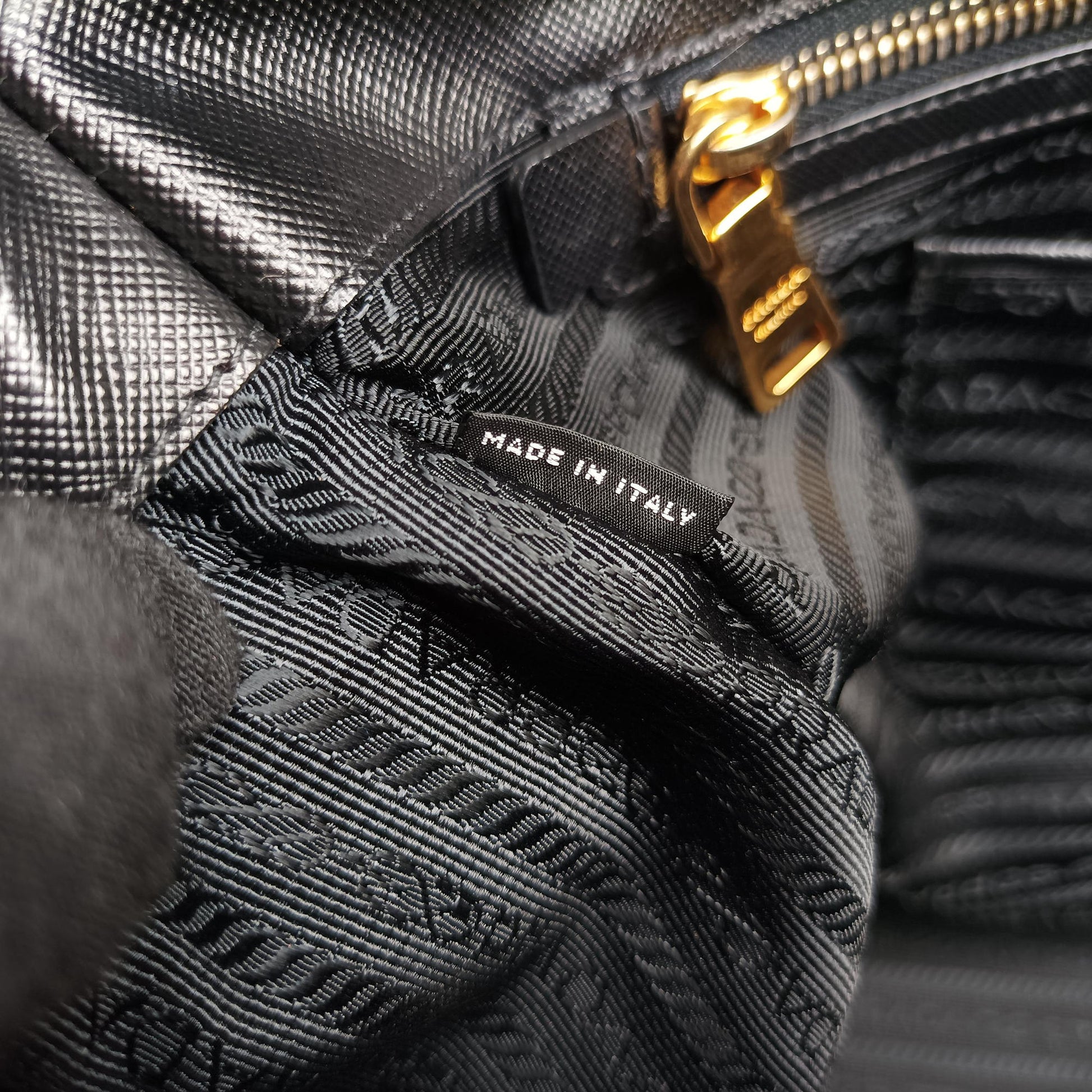 Galleria Black SAFFIANO Leather BN2274 7/A 165ガレリア ブラック サフィアーノレザー BN2274 7/A 165