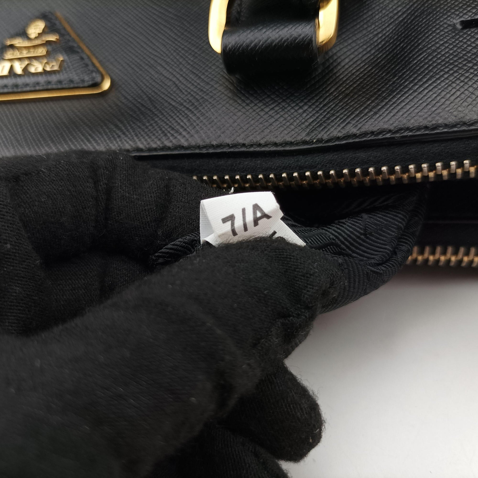 Galleria Black SAFFIANO Leather BN2274 7/A 165ガレリア ブラック サフィアーノレザー BN2274 7/A 165