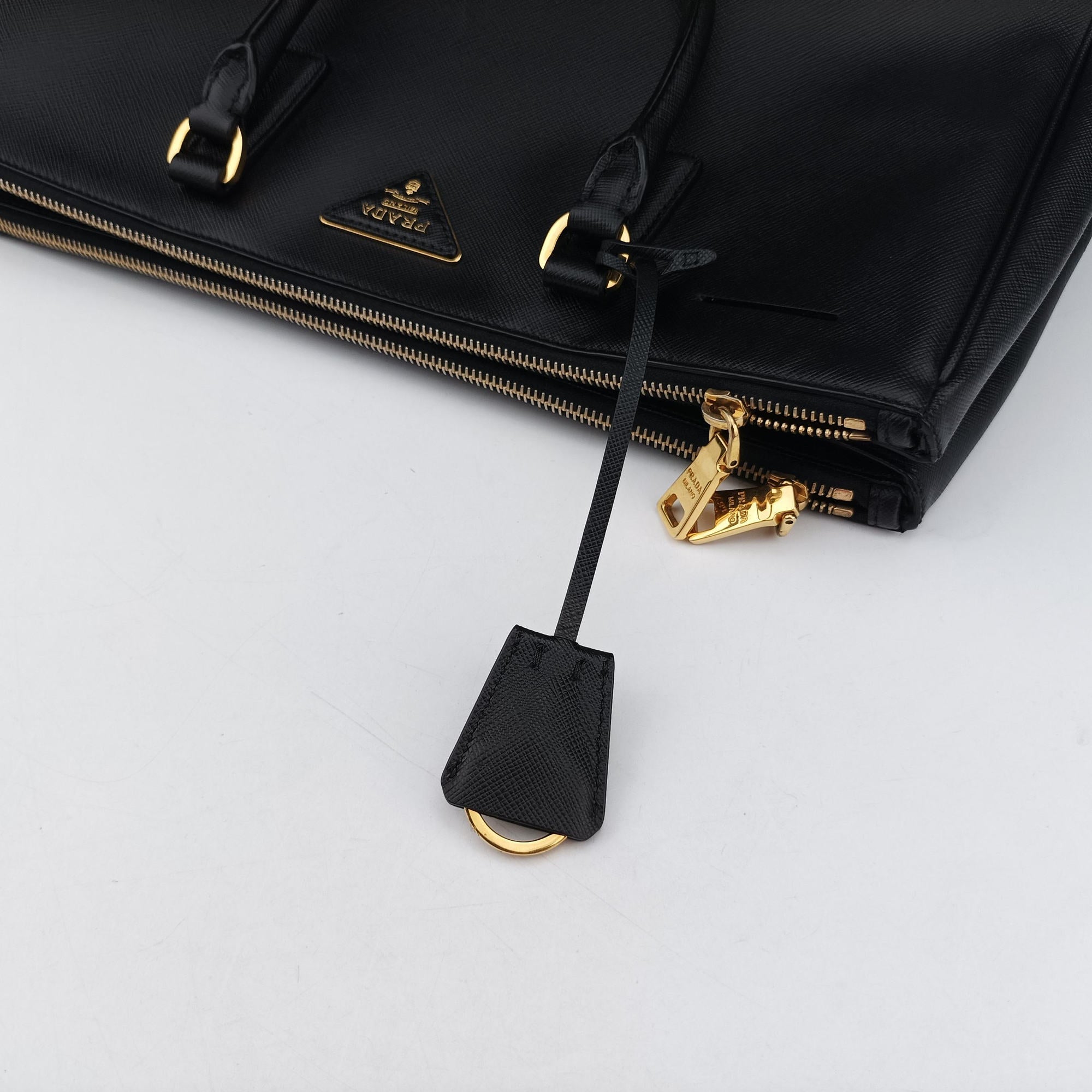 Galleria Black SAFFIANO Leather BN2274 7/A 165ガレリア ブラック サフィアーノレザー BN2274 7/A 165
