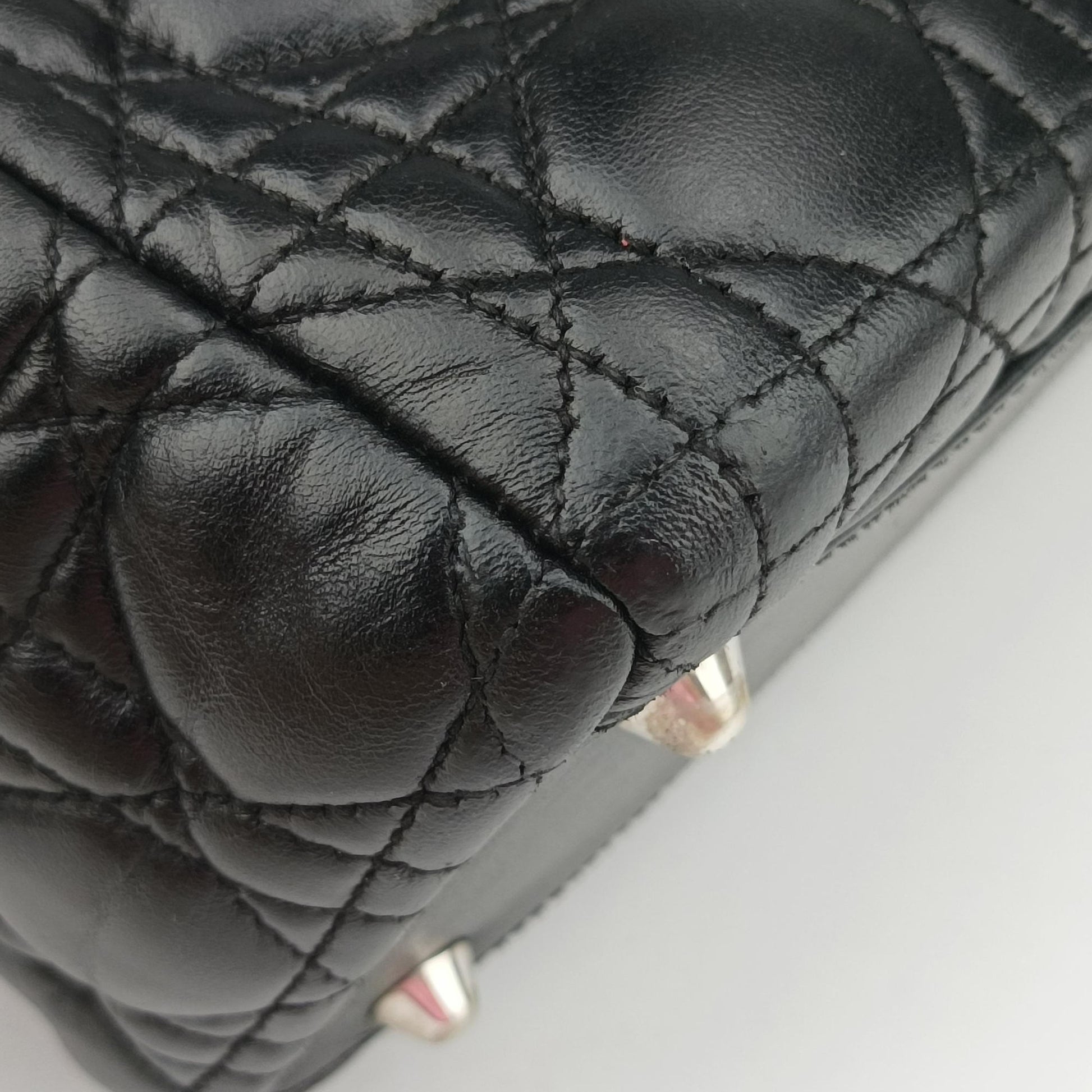 Lady Dior Black lambskin 05-MA-0069レディディオール ブラック ラムスキン 05-MA-0069