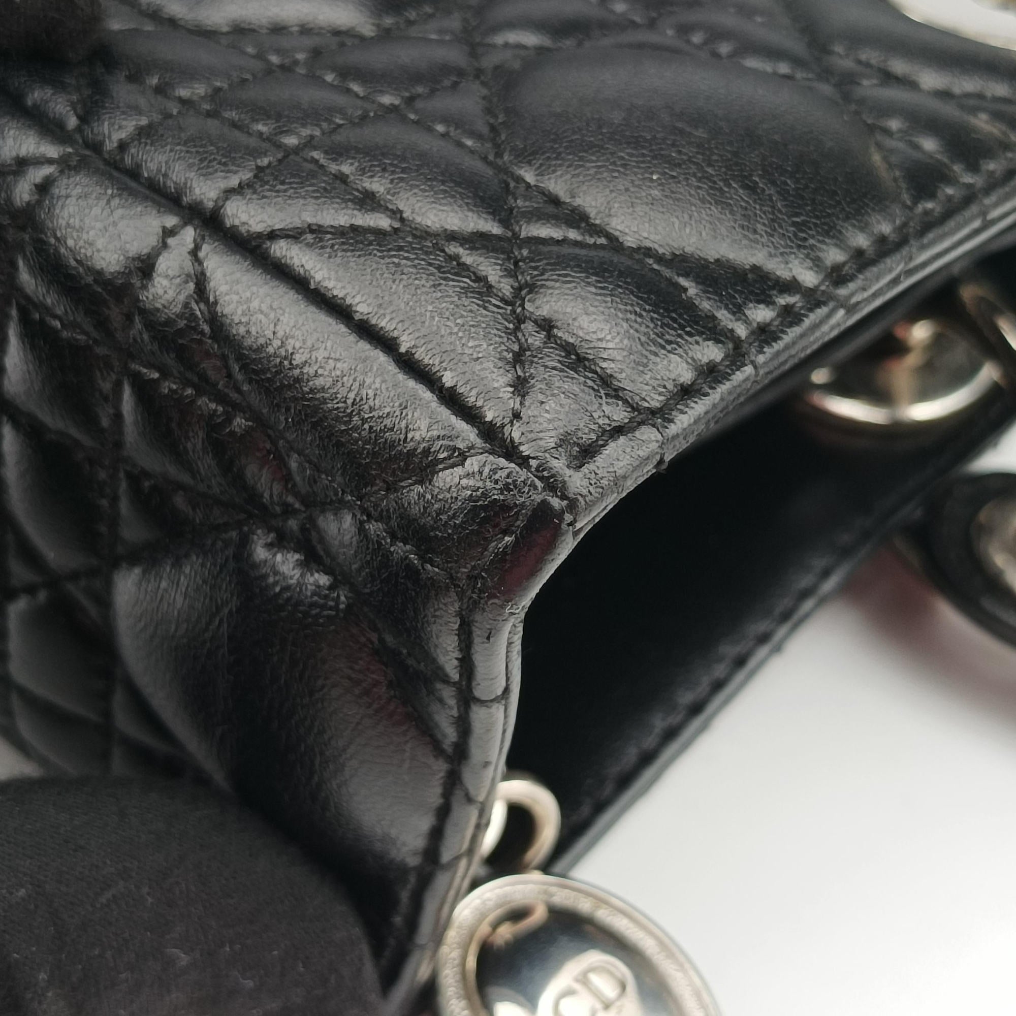 Lady Dior Black lambskin 05-MA-0069レディディオール ブラック ラムスキン 05-MA-0069