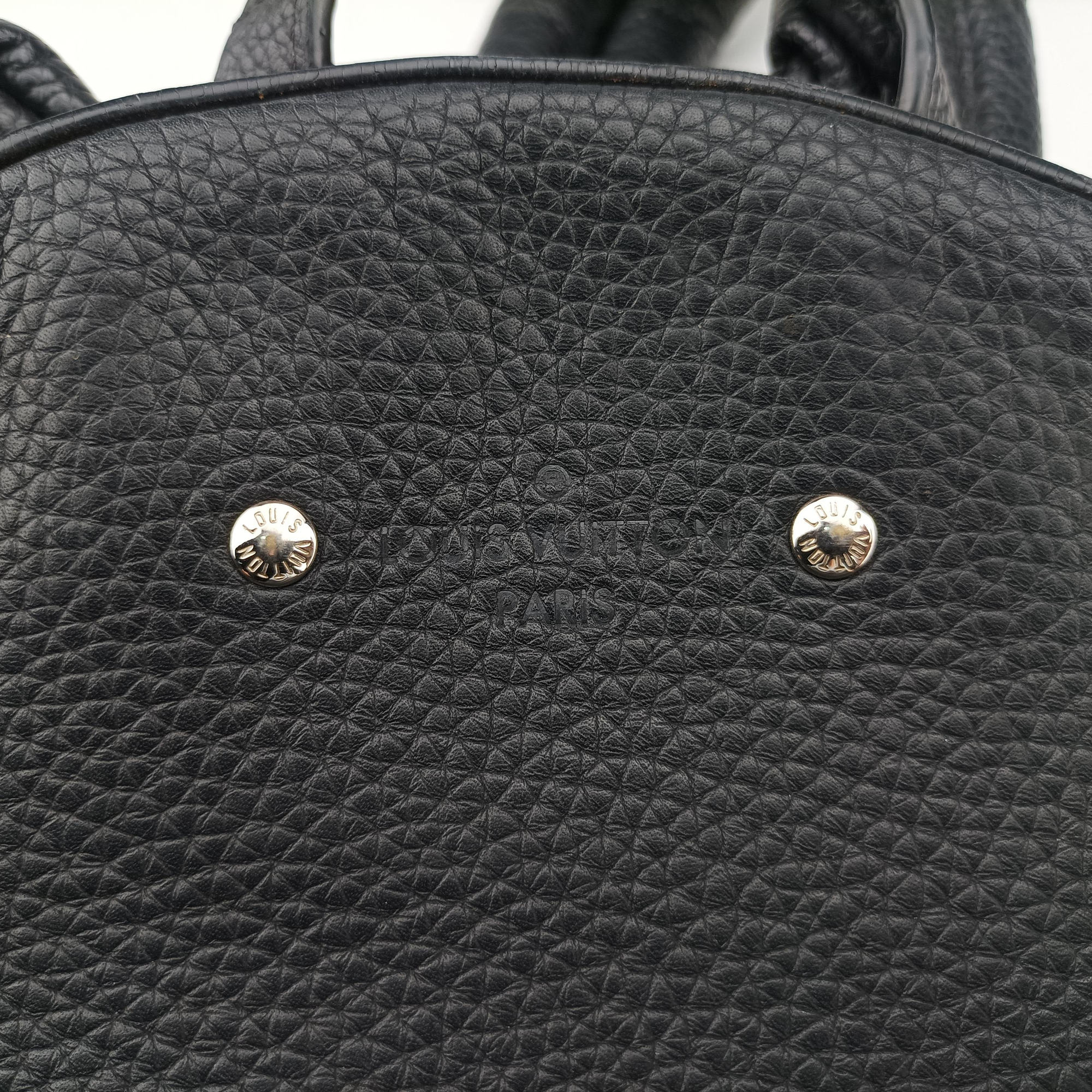 ARMAND Noir Taurillon Leather M42687 FO3250アルマンド ノワール トリヨンレザー M42687 FO3250