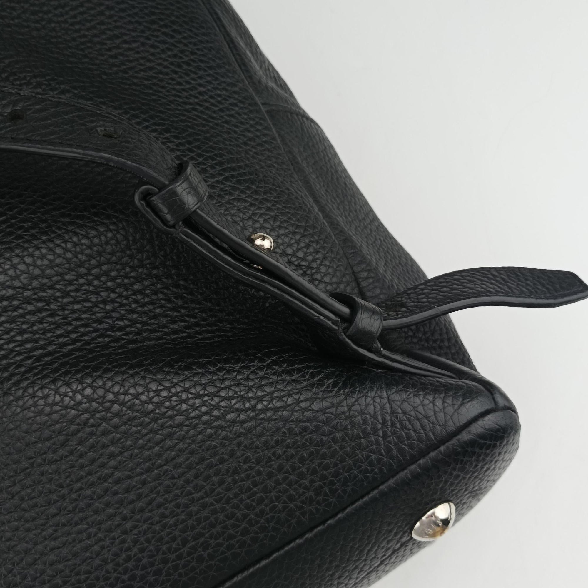 ARMAND Noir Taurillon Leather M42687 FO3250アルマンド ノワール トリヨンレザー M42687 FO3250