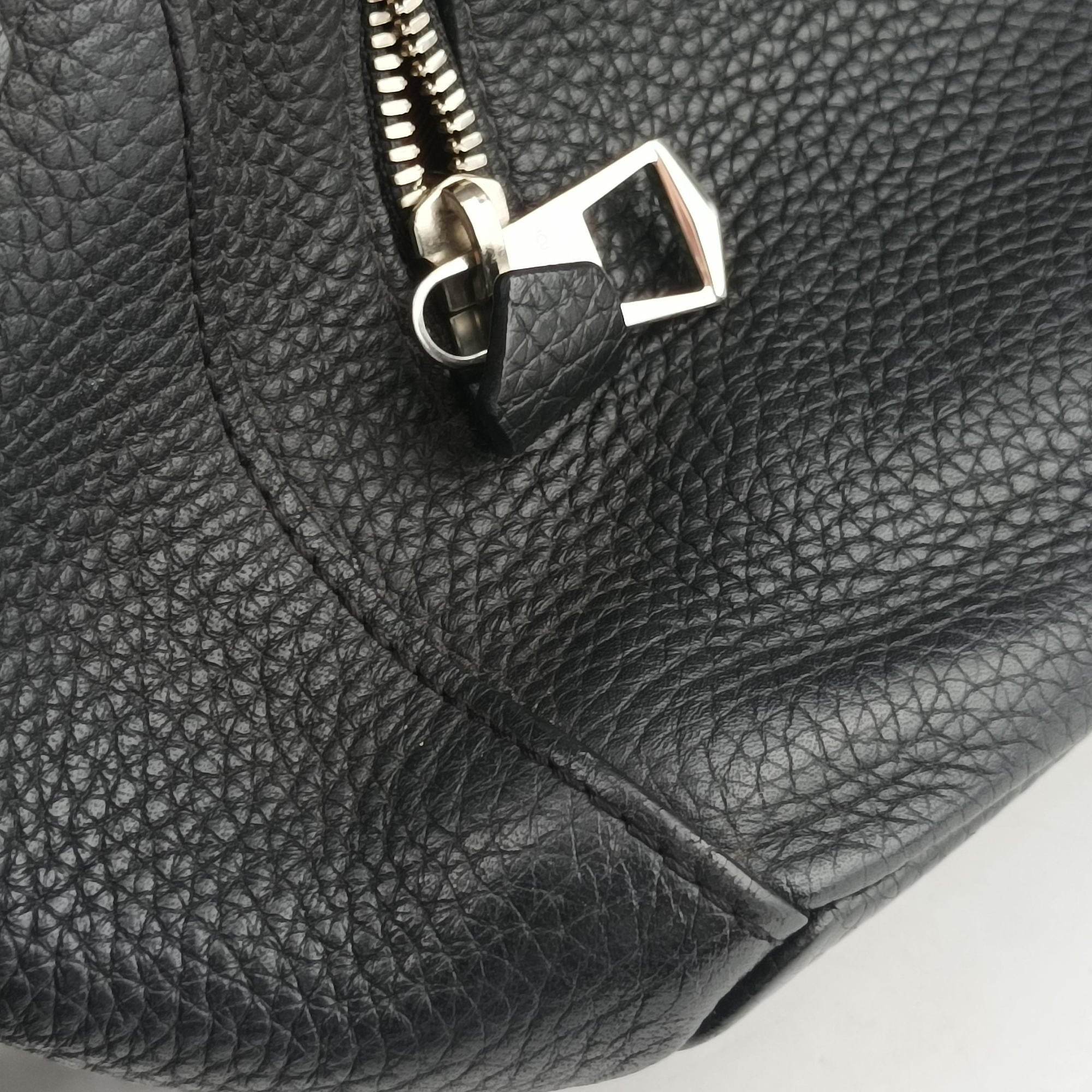 ARMAND Noir Taurillon Leather M42687 FO3250アルマンド ノワール トリヨンレザー M42687 FO3250