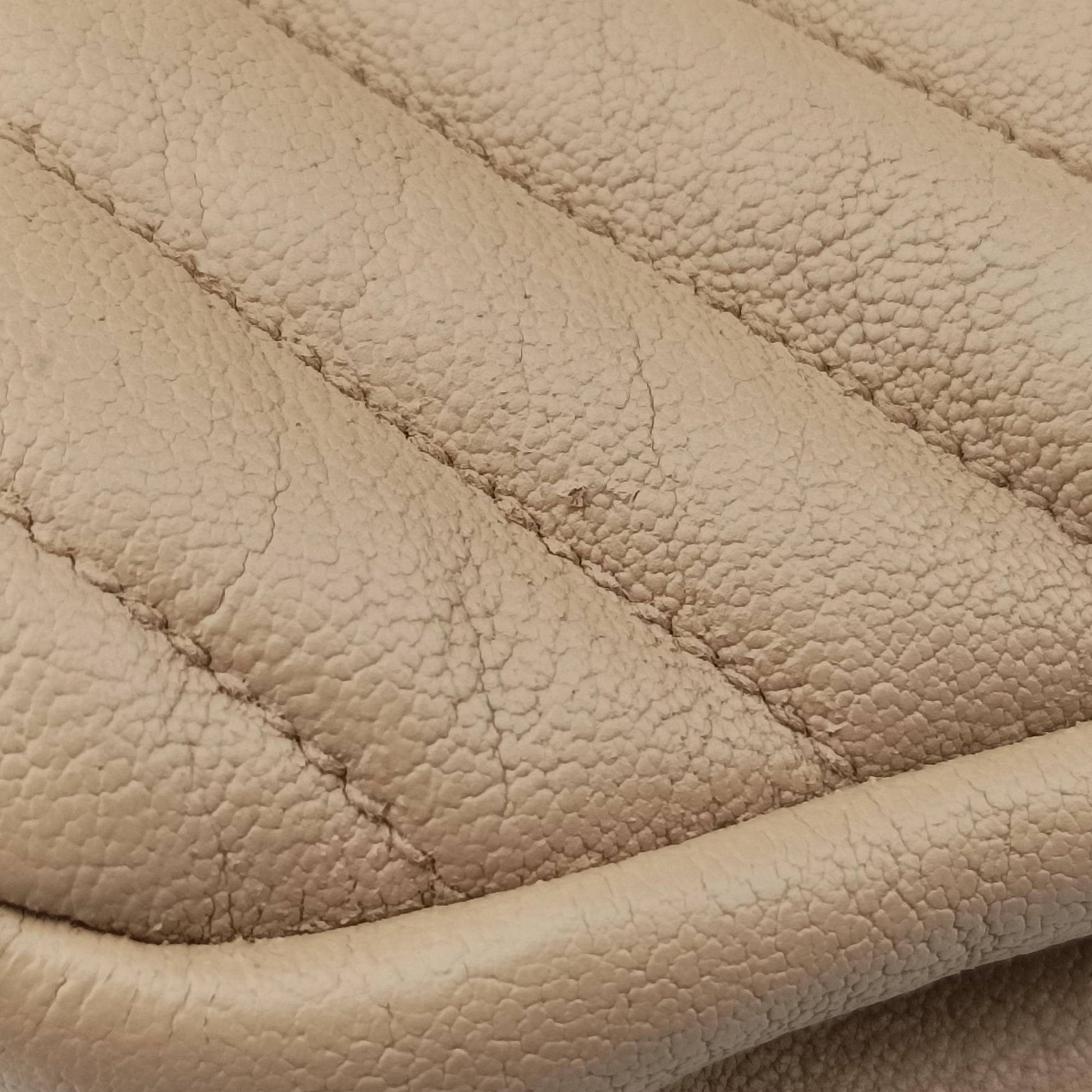 COLLEGE Beige Leather 428056 DMR428056.0216カレッジ ベージュ レザー 428056 DMR428056.0216