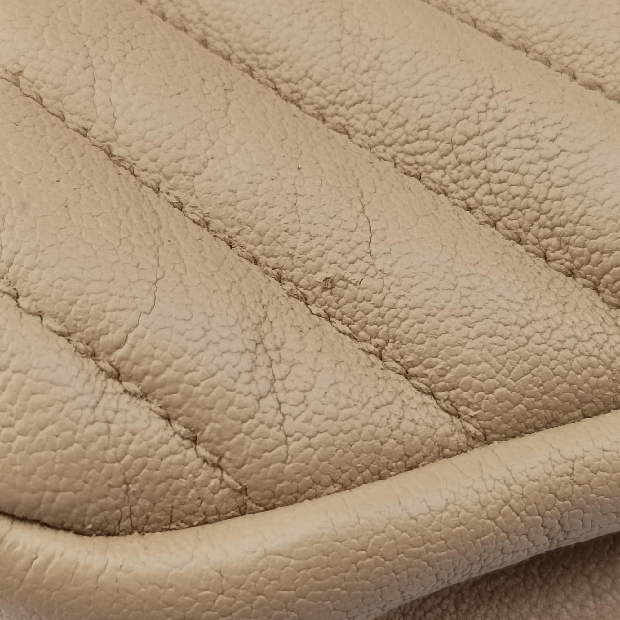 COLLEGE Beige Leather 428056 DMR428056.0216カレッジ ベージュ レザー 428056 DMR428056.0216