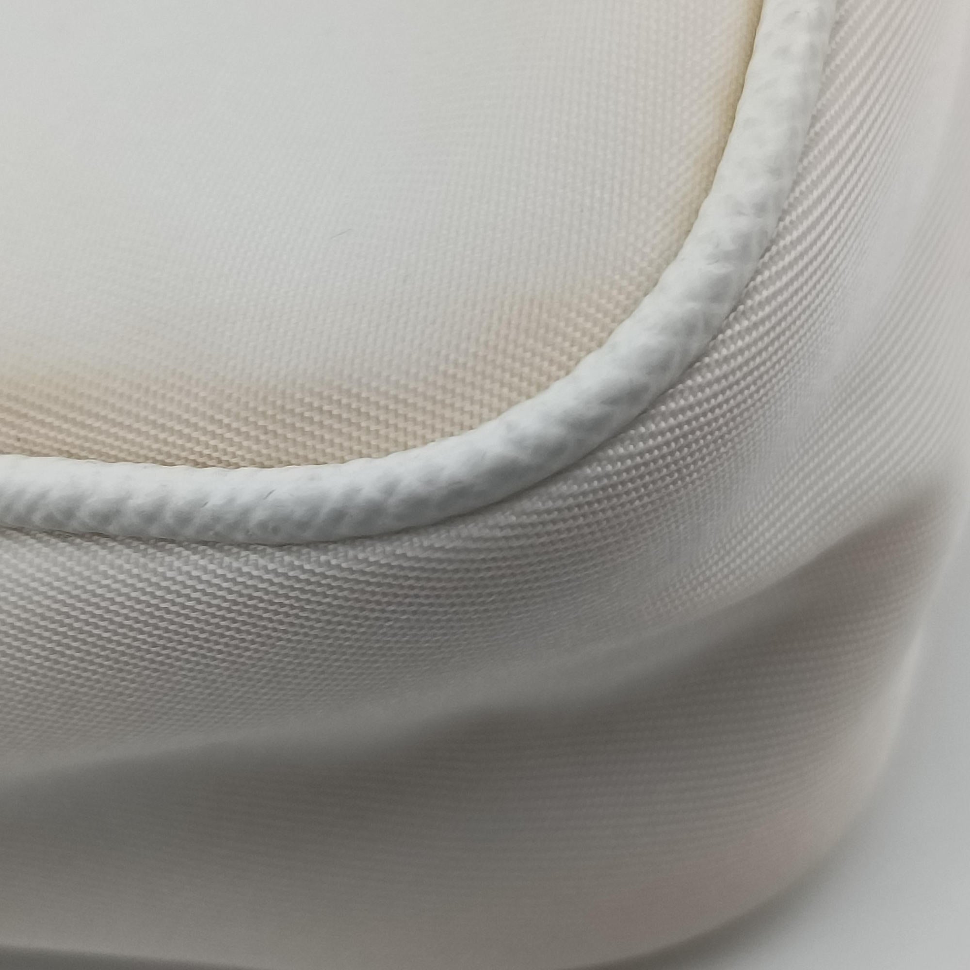 Re-Edition Nylon Mini White nylon 1TT122 42リエディションナイロンミニ ホワイト ナイロン 1TT122 42