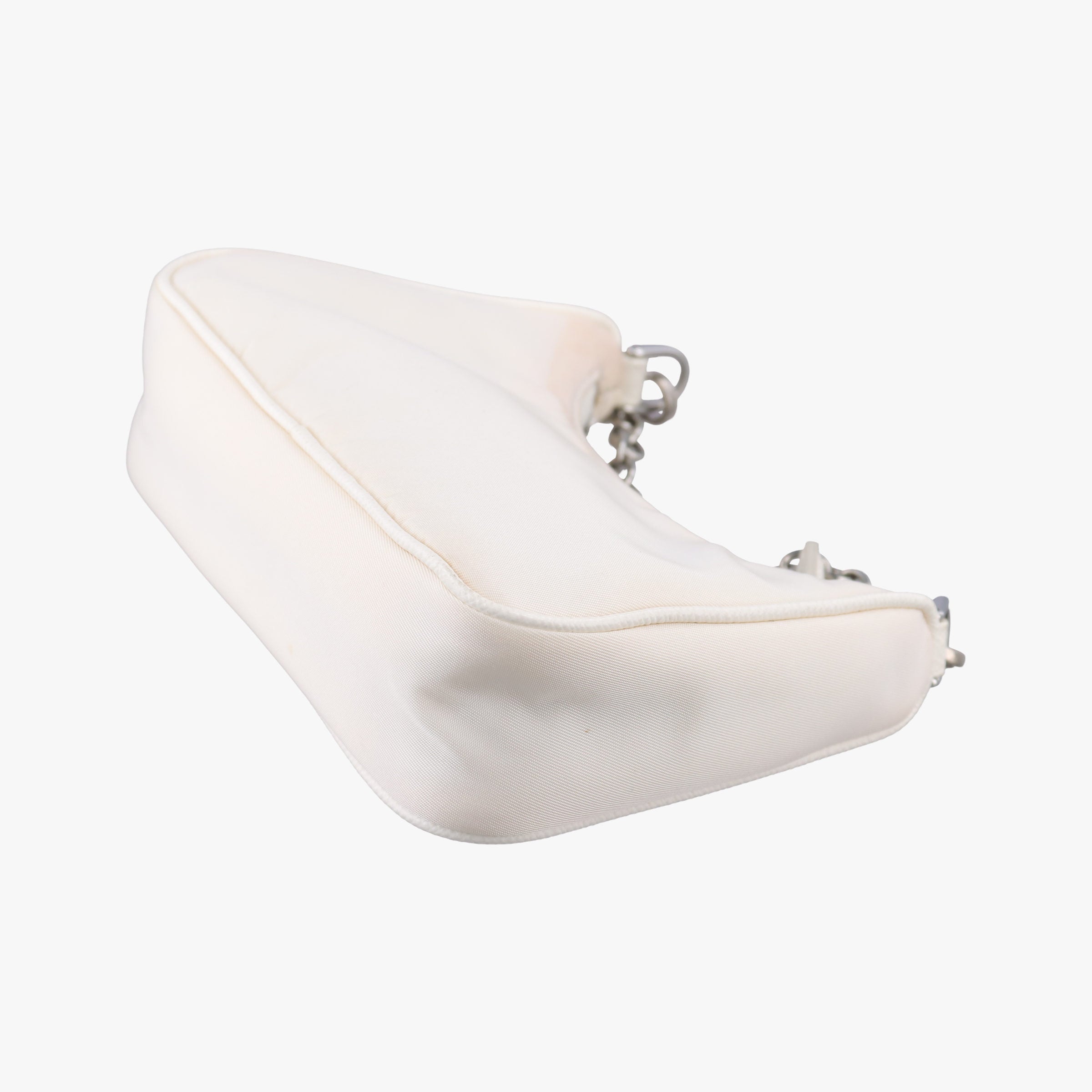 Re-Edition Nylon Mini White nylon 1TT122 42リエディションナイロンミニ ホワイト ナイロン 1TT122 42