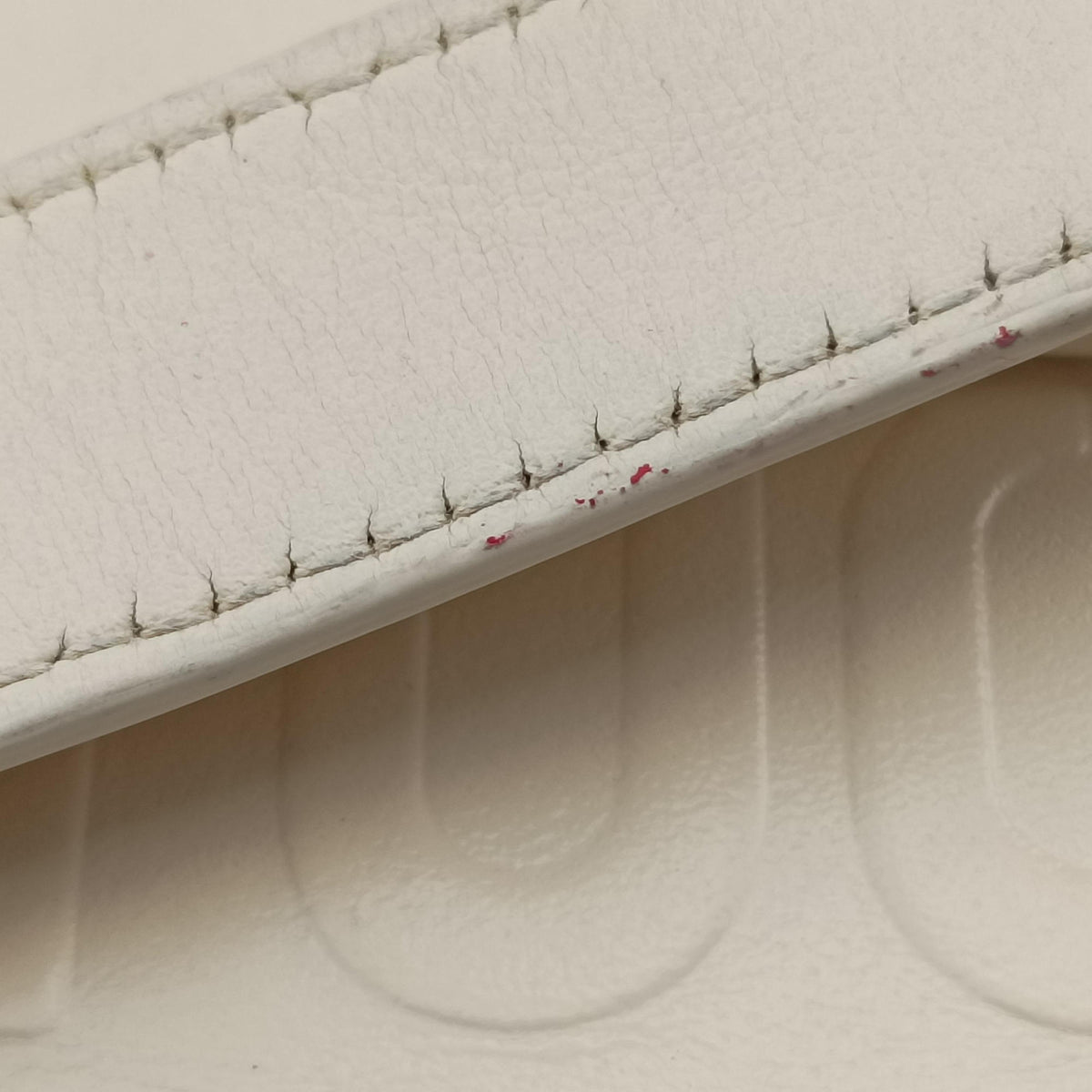 Secondhand Christian Dior 30 Montaigne White leather  shoulderbag | stylenewstar