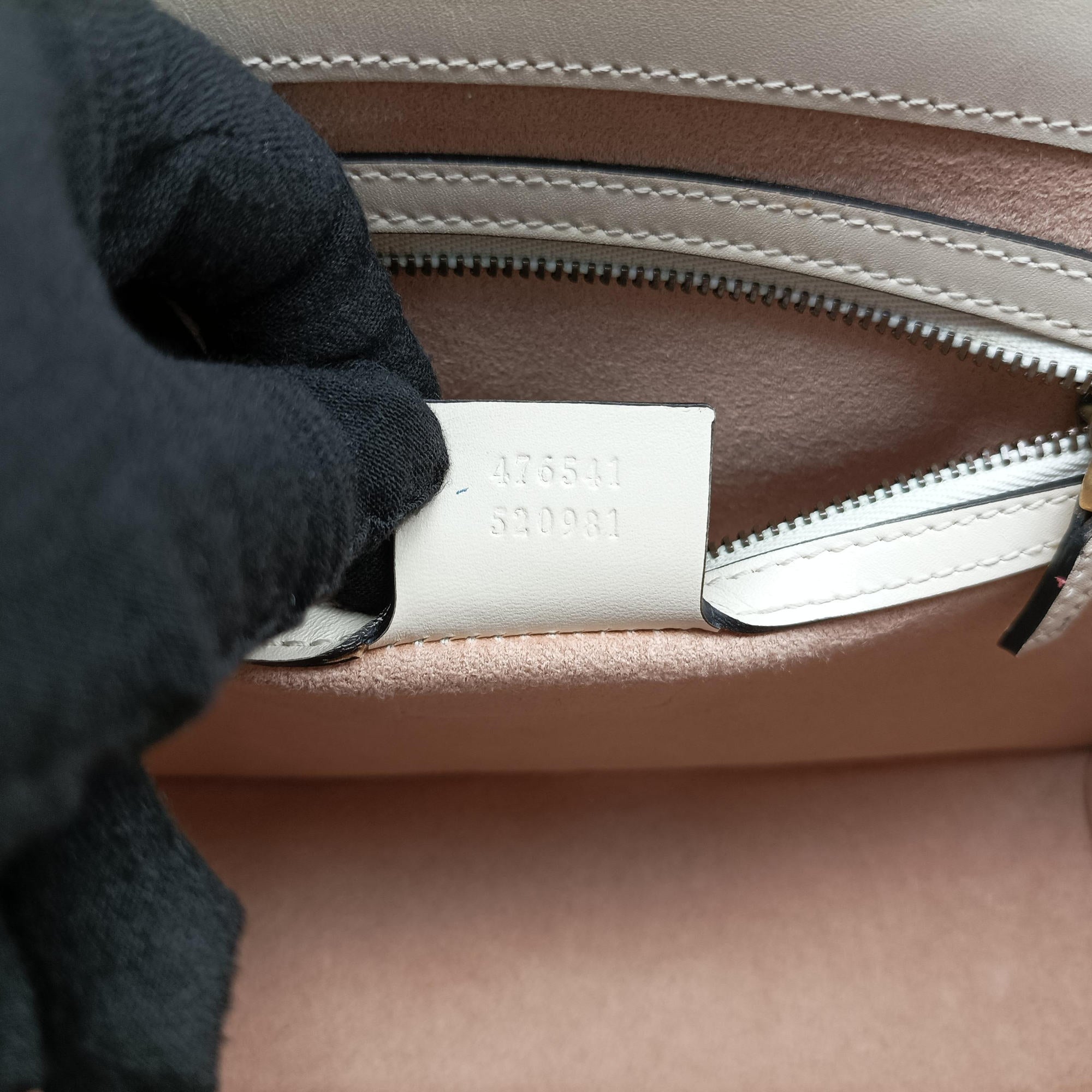 Queen Margaret Black×white Leather 476541 F024096292クイーン マーガレット ブラック×ホワイト レザー 476541 F024096292