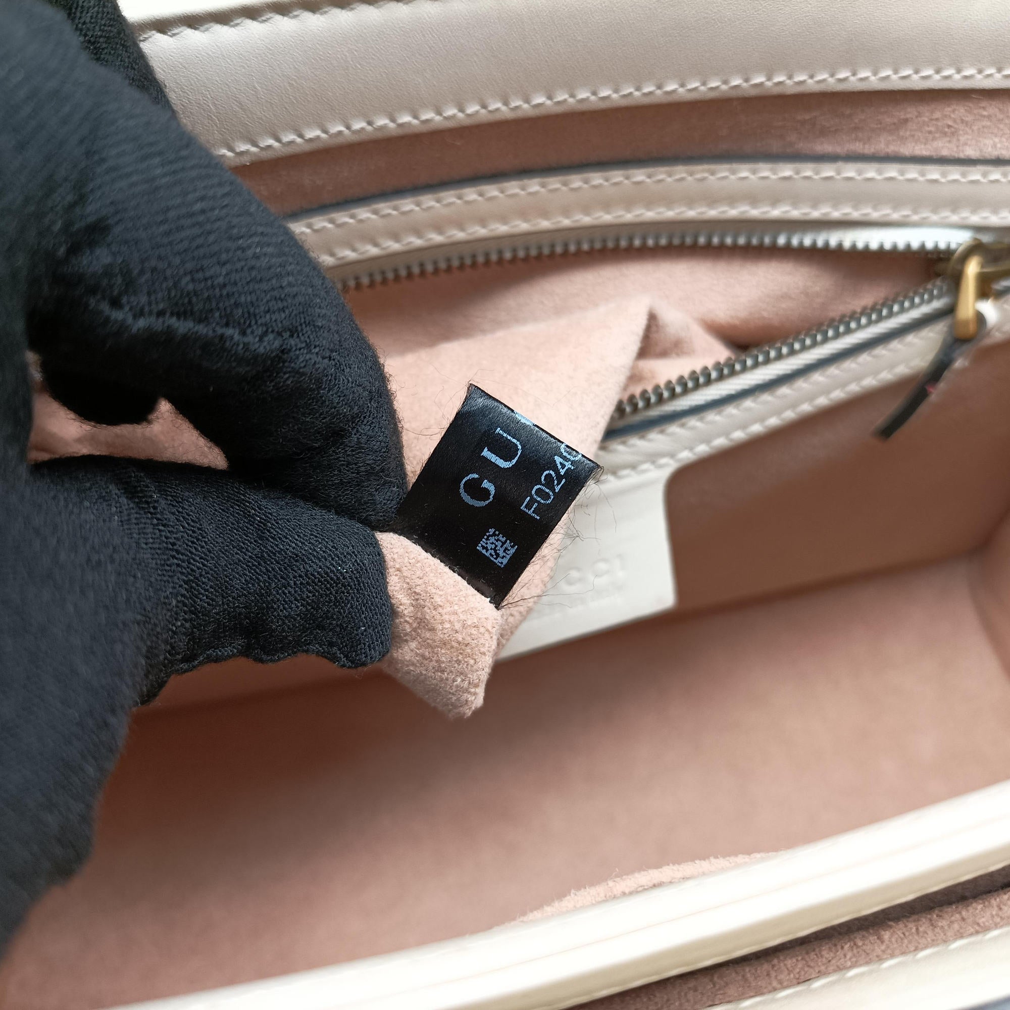 Queen Margaret Black×white Leather 476541 F024096292クイーン マーガレット ブラック×ホワイト レザー 476541 F024096292