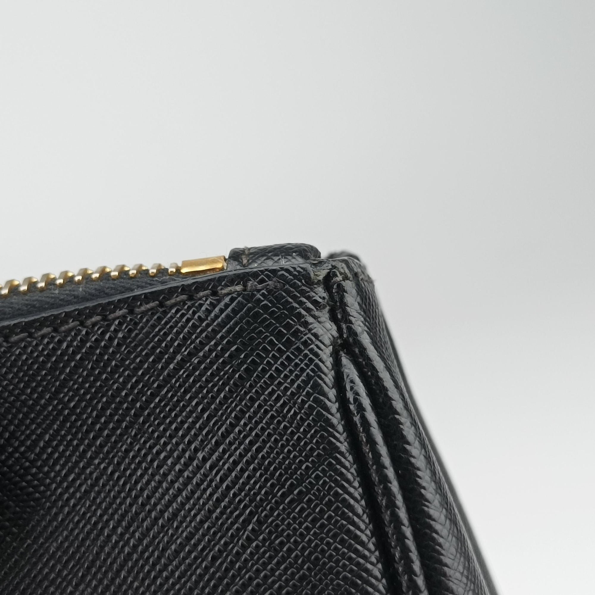 Galleria Black SAFFIANO Leather BN2274 31/H 208ガレリア ブラック サフィアーノレザー BN2274 31/H 208