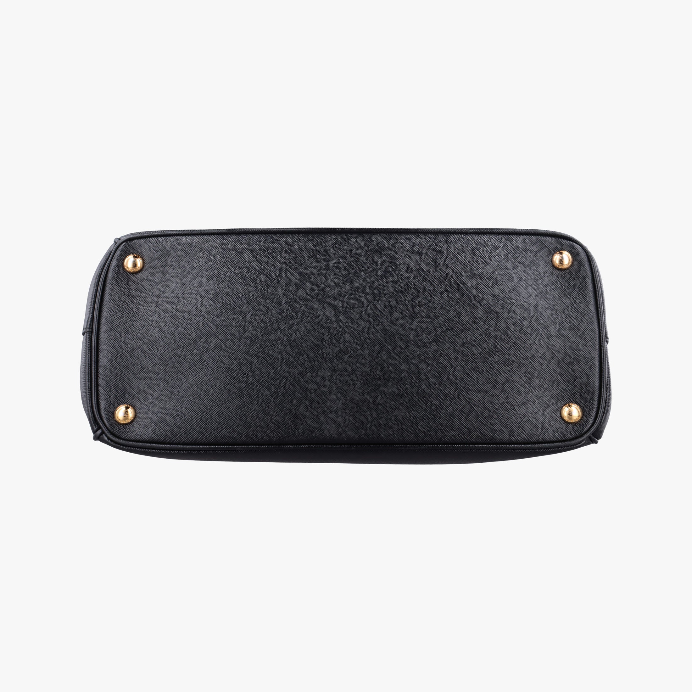 Galleria Black SAFFIANO Leather BN2274 31/H 208ガレリア ブラック サフィアーノレザー BN2274 31/H 208