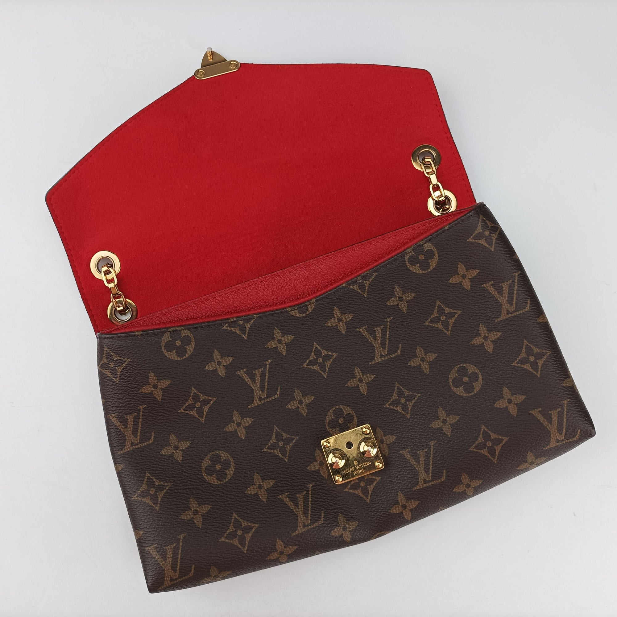 PALLAS Chain Brown×CERISE Monogram Canvas×calf leather M41201 CA2134パラス チェーン モノグラム/ブラウン×スリーズ モノグラムキャンバス×カーフレザー M41201 CA2134