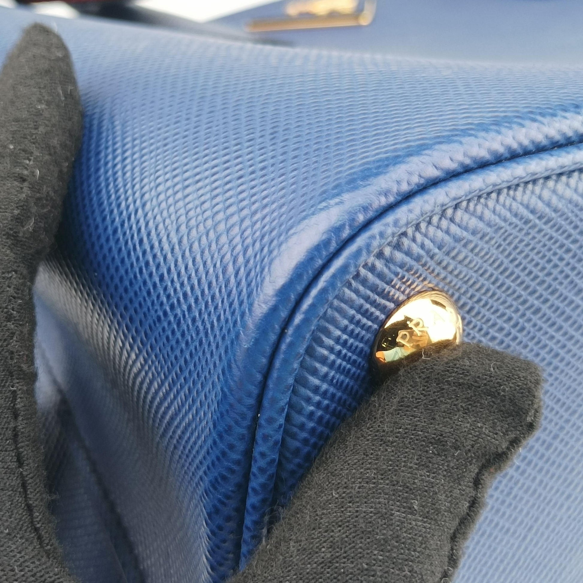Double Cuir Blue SAFFIANO Leather B2756T 180/Hダブル キュイール ブルー サフィアーノレザー B2756T 180/H
