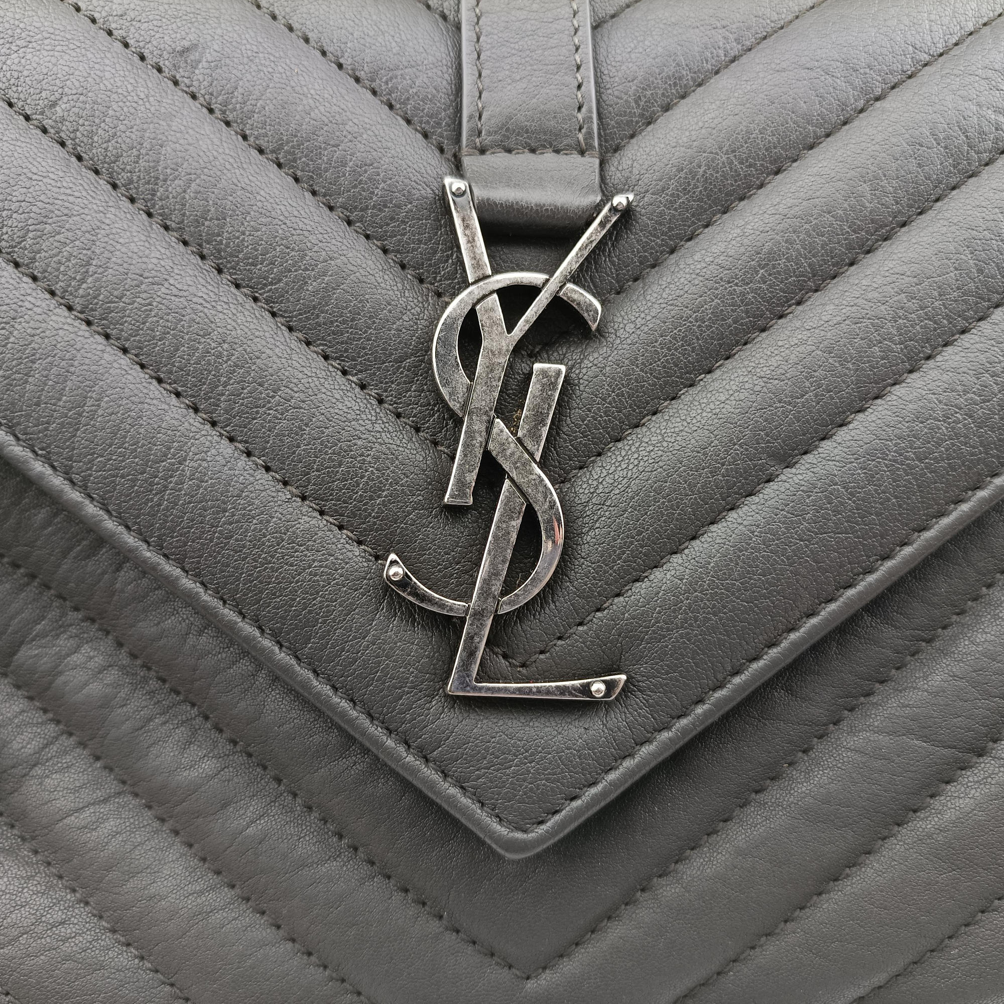 COLLEGE Grey Leather 487213 GUE487213.0318カレッジ グレー レザー 487213 GUE487213.0318