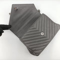 COLLEGE Grey Leather 487213 GUE487213.0318カレッジ グレー レザー 487213 GUE487213.0318