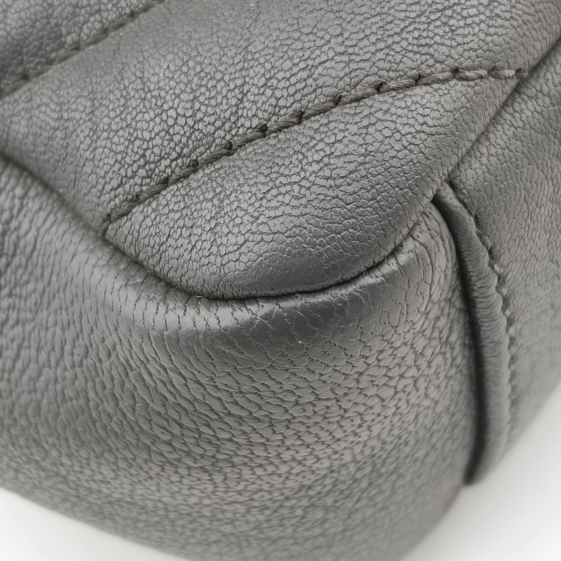COLLEGE Grey Leather 487213 GUE487213.0318カレッジ グレー レザー 487213 GUE487213.0318