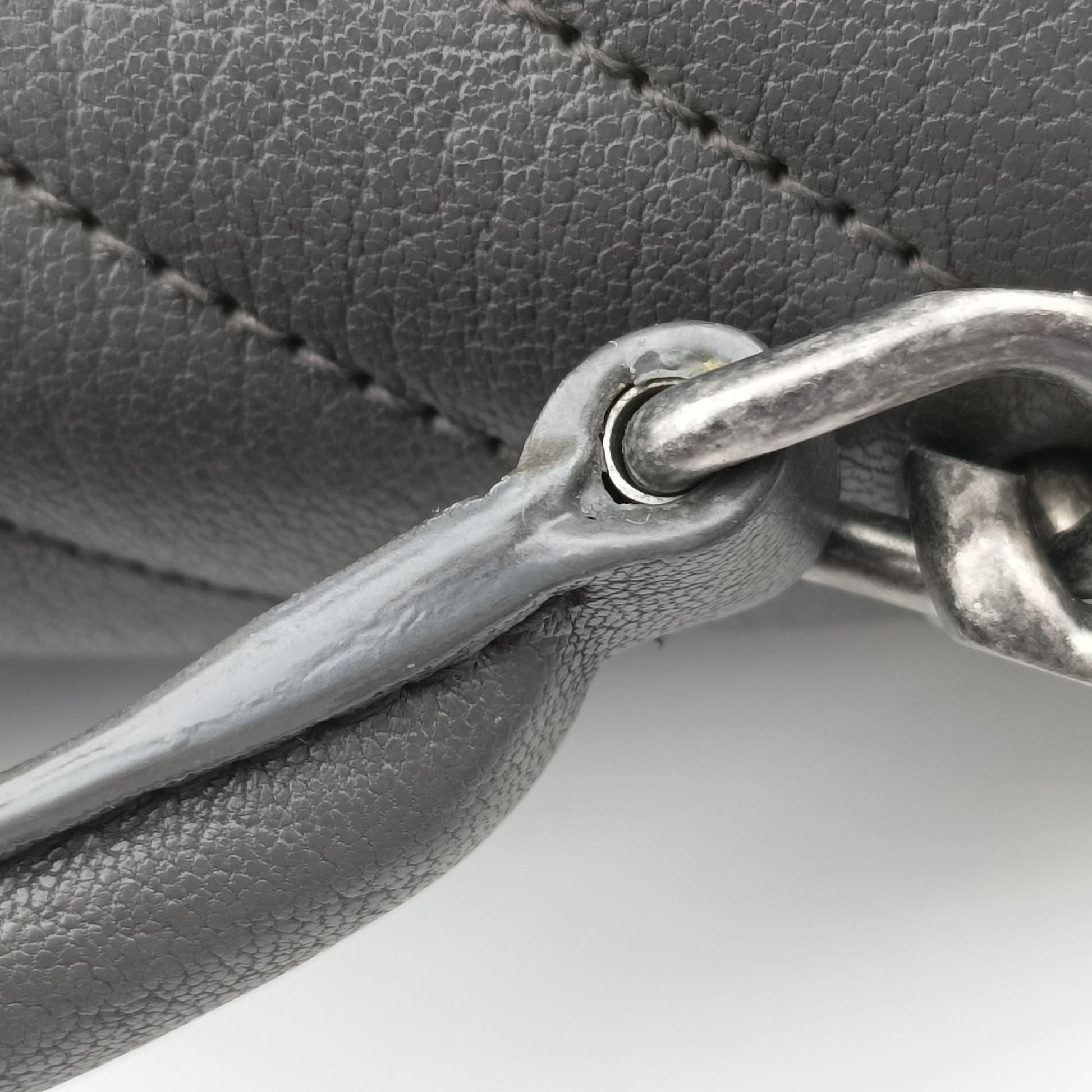 COLLEGE Grey Leather 487213 GUE487213.0318カレッジ グレー レザー 487213 GUE487213.0318