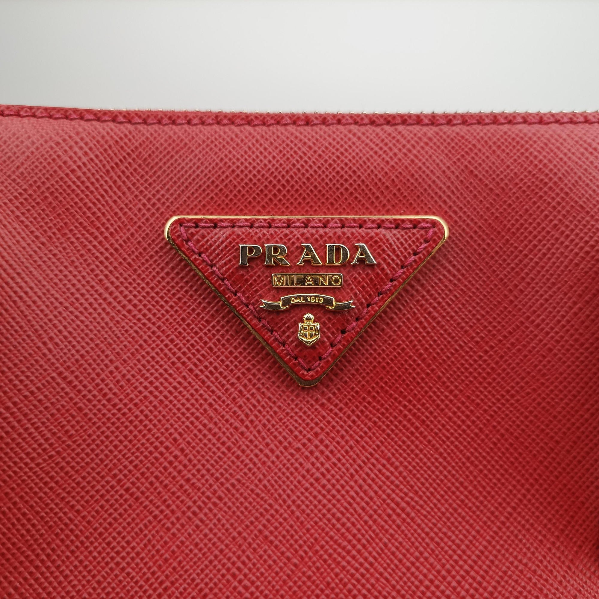 Galleria Red SAFFIANO Leather BN1844 162ガレリア レッド サフィアーノレザー BN1844 162