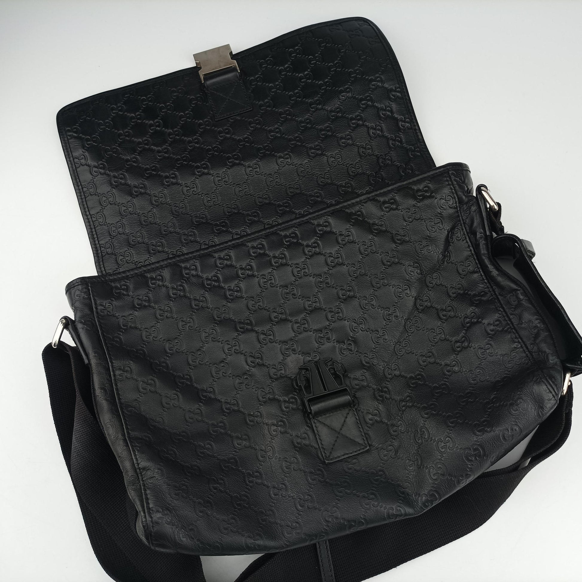 Guccissima Rubber Messenger Black Leather 246067 D011630899グッチシマ メッセンジャー ブラック レザー 246067 D011630899