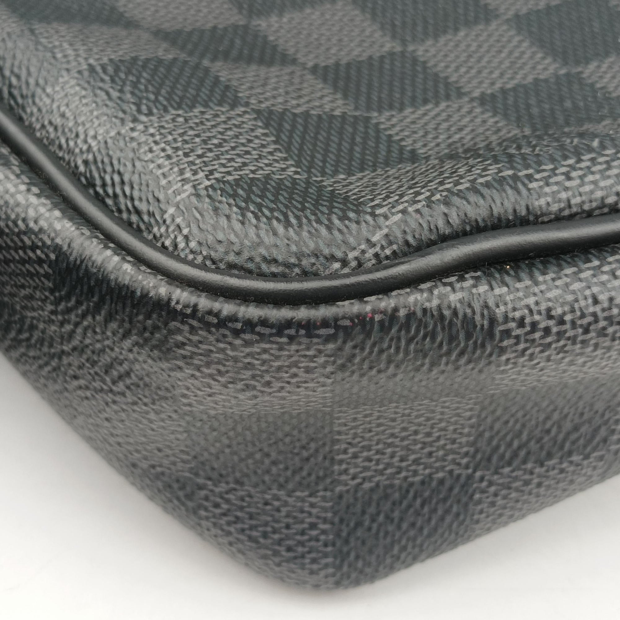 Porte Documents Voyage PM Noir Damier Graphite N41478 GI0168ポルト ドキュマン ヴォワヤージュ PM ノワール ダミエ グラフィット N41478 GI0168