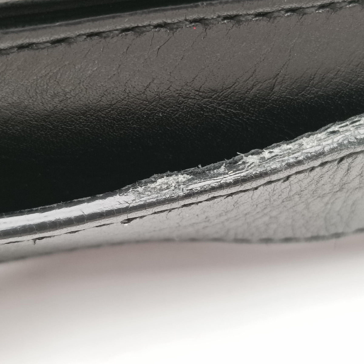 Secondhand Yves Saint Laurent Y Ligne Black Leather 311214 shoulderbag | stylenewstar