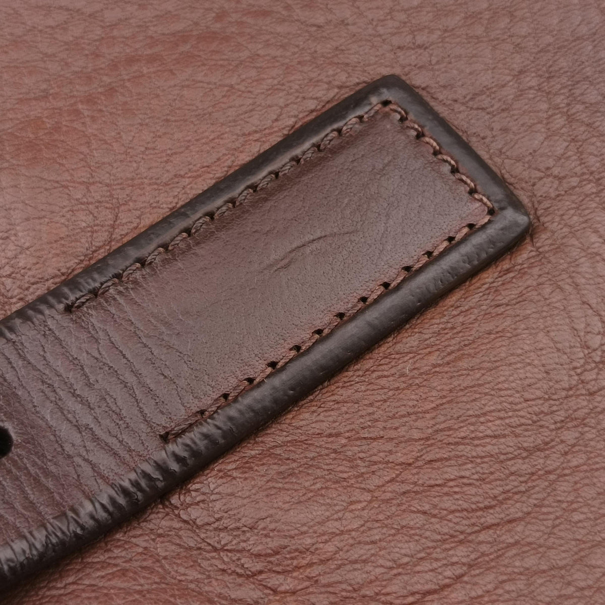 Messenger Brown Leather VA0820 134メッセンジャー ブラウン レザー VA0820 134