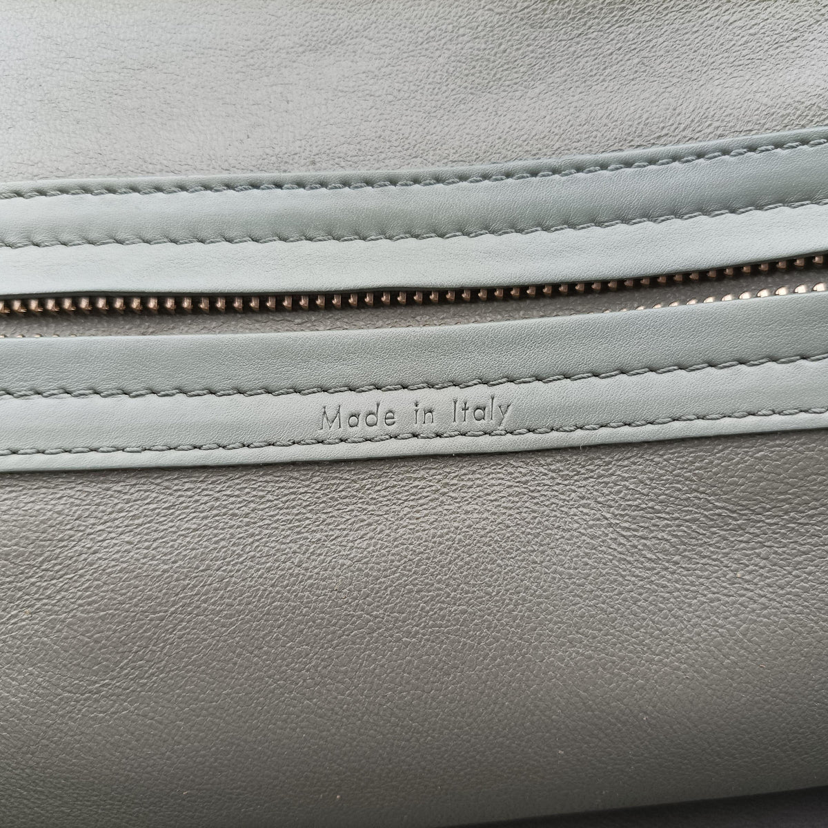 Pre-owned Celine Luggage Small Square Phantom GreenGrey Suede  handbag | stylenewstar