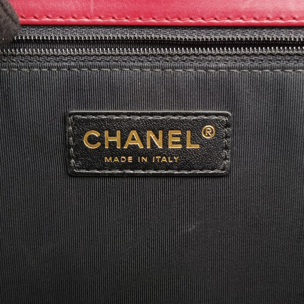 Pre-owned Chanel BOY CHANEL Red Leather A66711 shoulderbag | stylenewstar