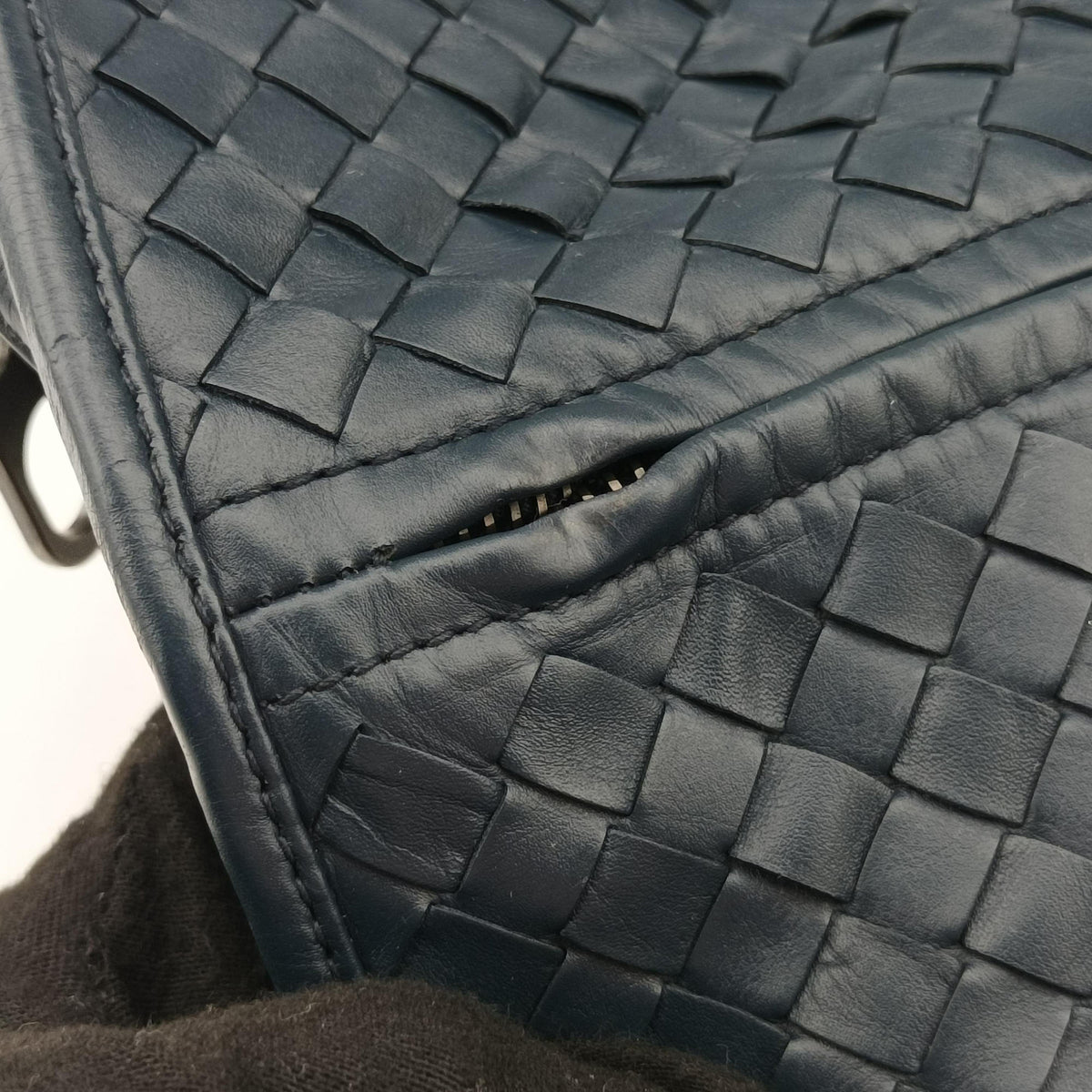Intrecciato Navy lambskin B05095537Uイントレチャート ネイビー ラムスキン B05095537U