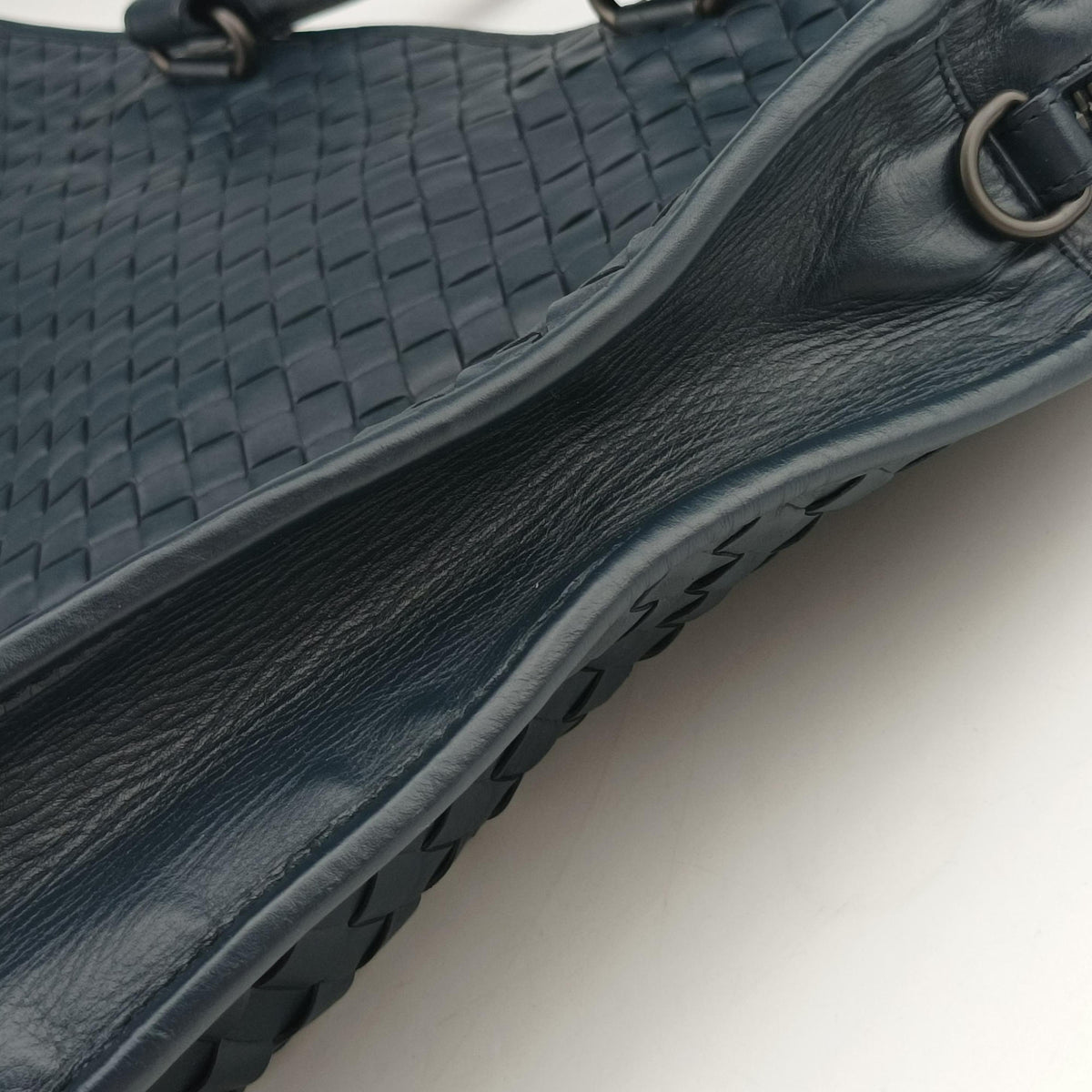Intrecciato Navy lambskin B05095537Uイントレチャート ネイビー ラムスキン B05095537U