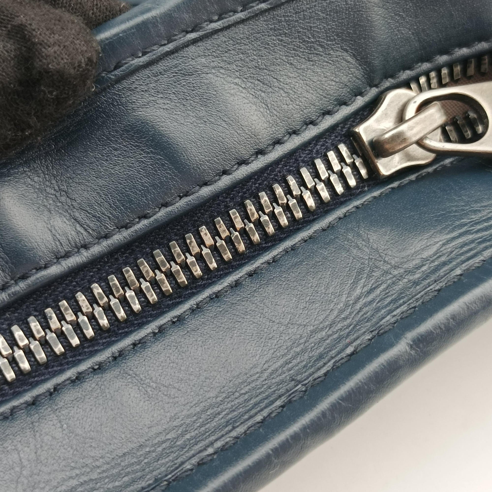 Intrecciato Navy lambskin B05095537Uイントレチャート ネイビー ラムスキン B05095537U