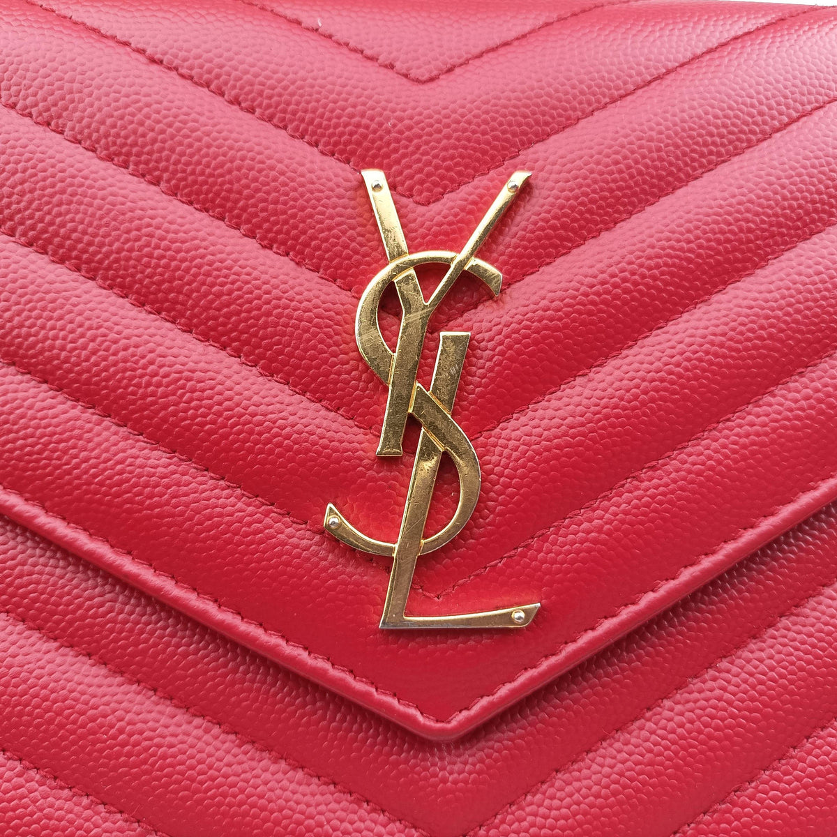 Secondhand Yves Saint Laurent MONOGRAM Red Leather 277828 shoulderbag | stylenewstar